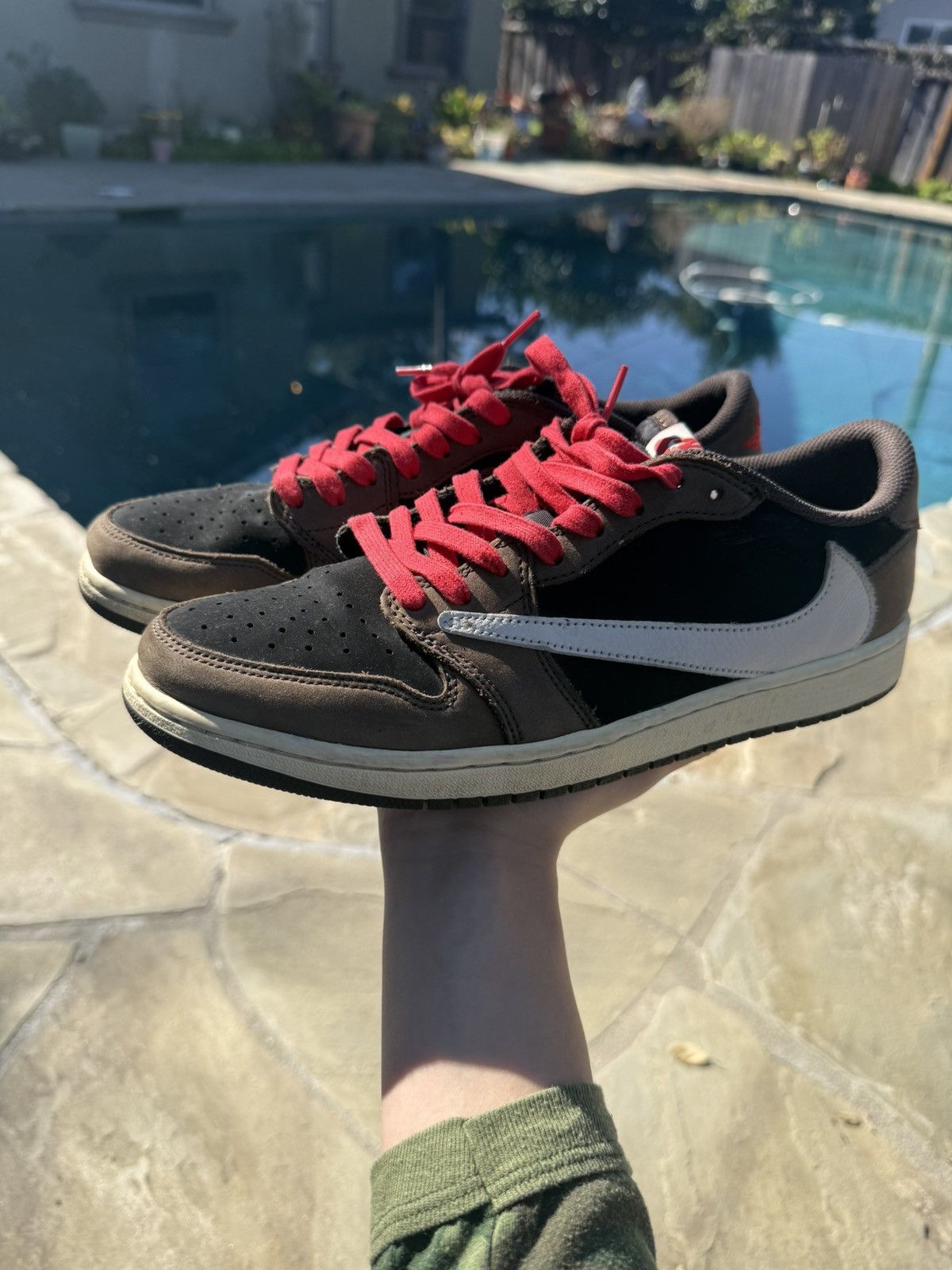 Nike × Travis Scott Air Jordan 1 Low Travis Scott Dark Mocha Size US 11 / EU 44 - 1 Thumbnail