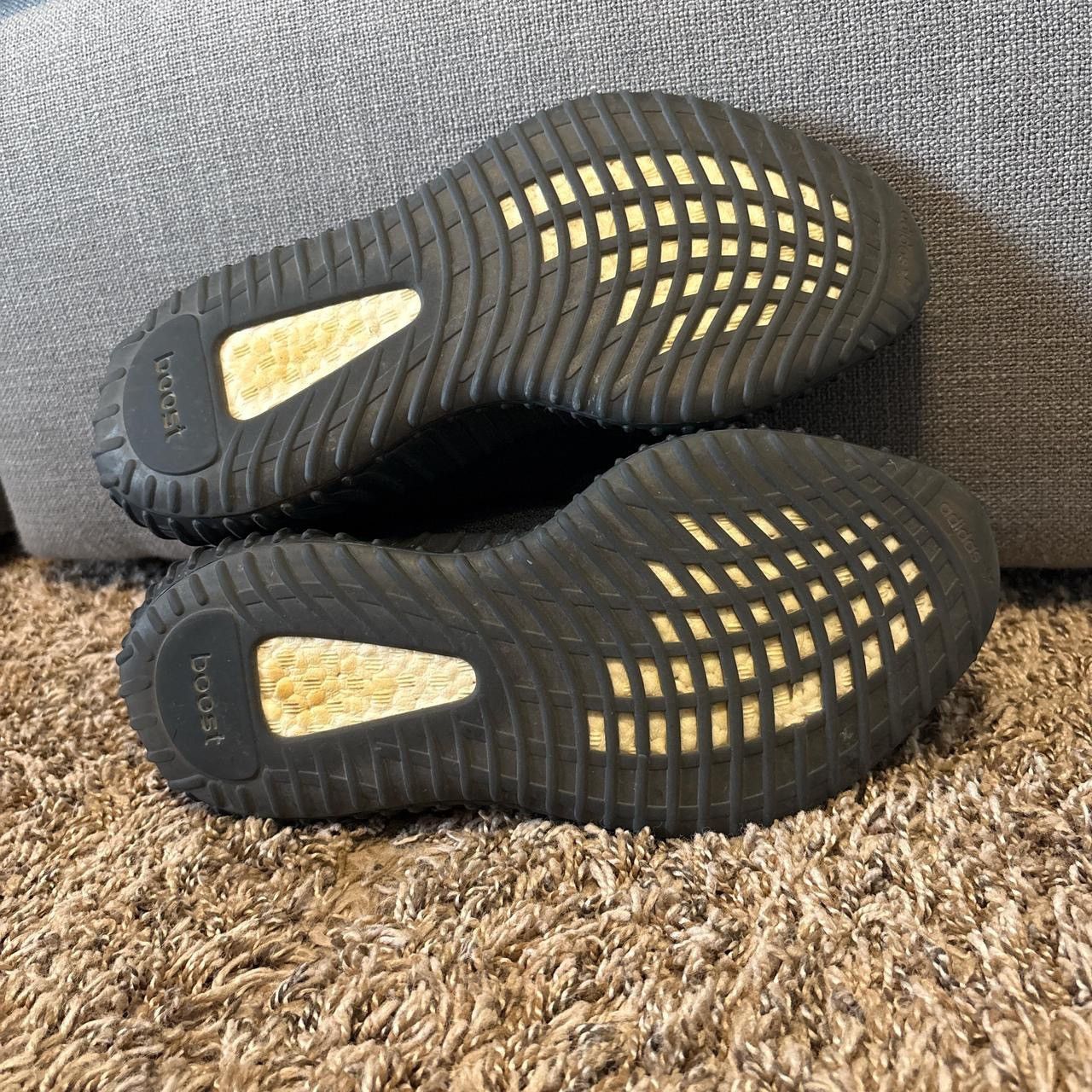 Adidas × Kanye West adidas yeezy 350 V2 bred (2020 release) Size US 8 / EU 41 - 5 Thumbnail