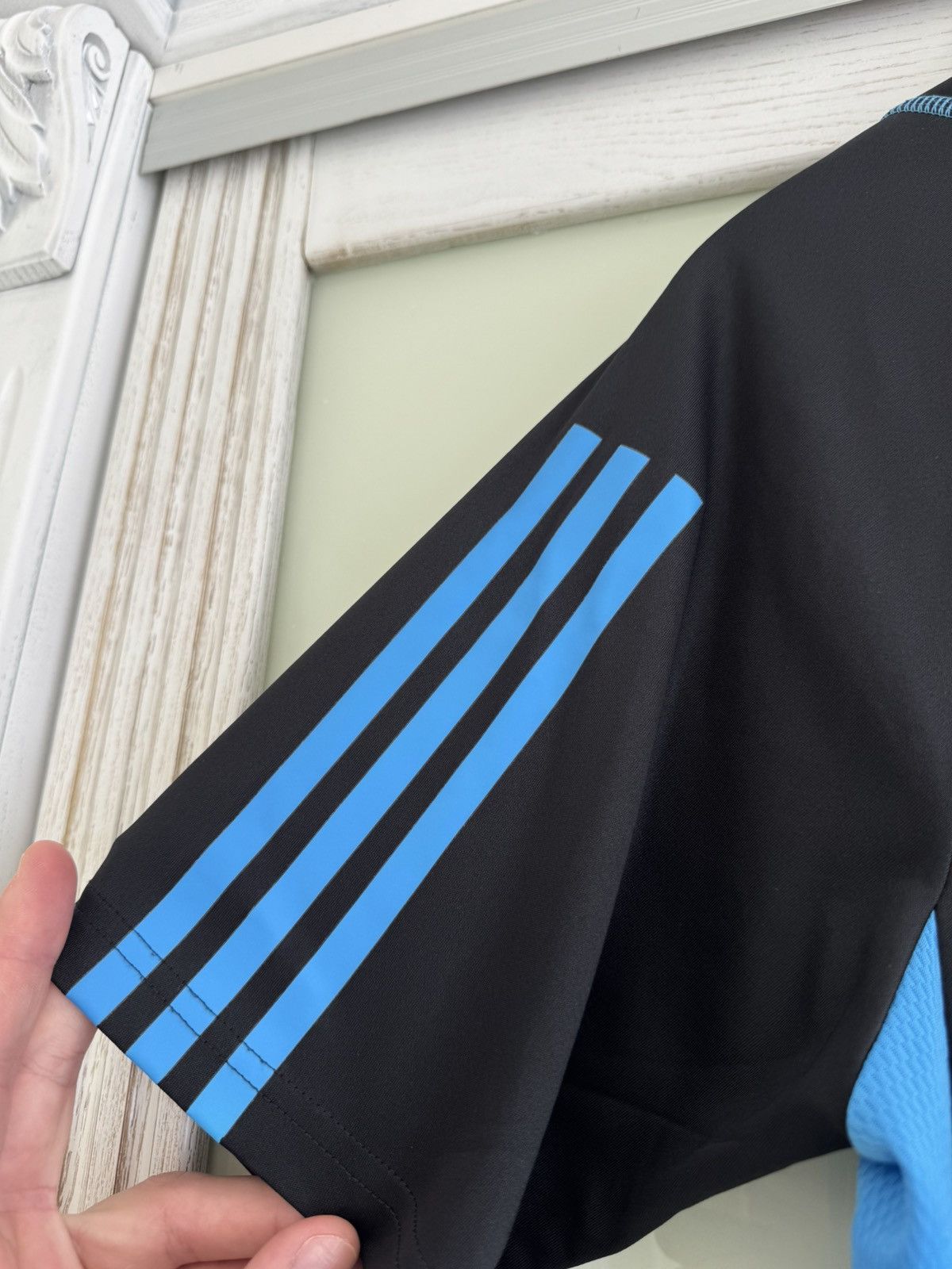 Adidas Arsenal 2023-2024 Soccer Training Jersey Football Shirt Kit Size US M / EU 48-50 / 2 - 12 Thumbnail