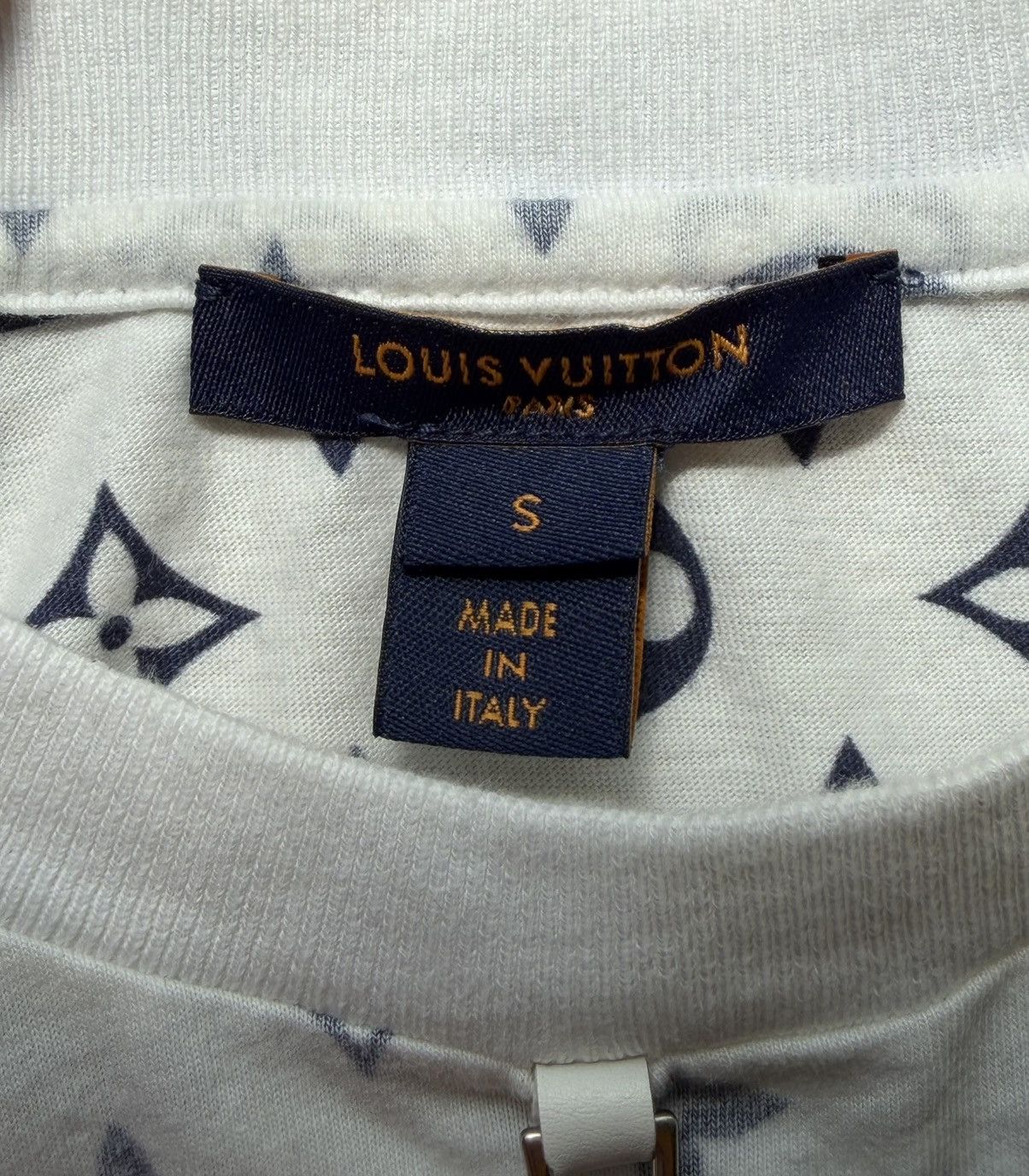 Louis Vuitton Louis Vuitton Monogram Escale T-Shirt Size US S / EU 44-46 / 1 - 6 Thumbnail