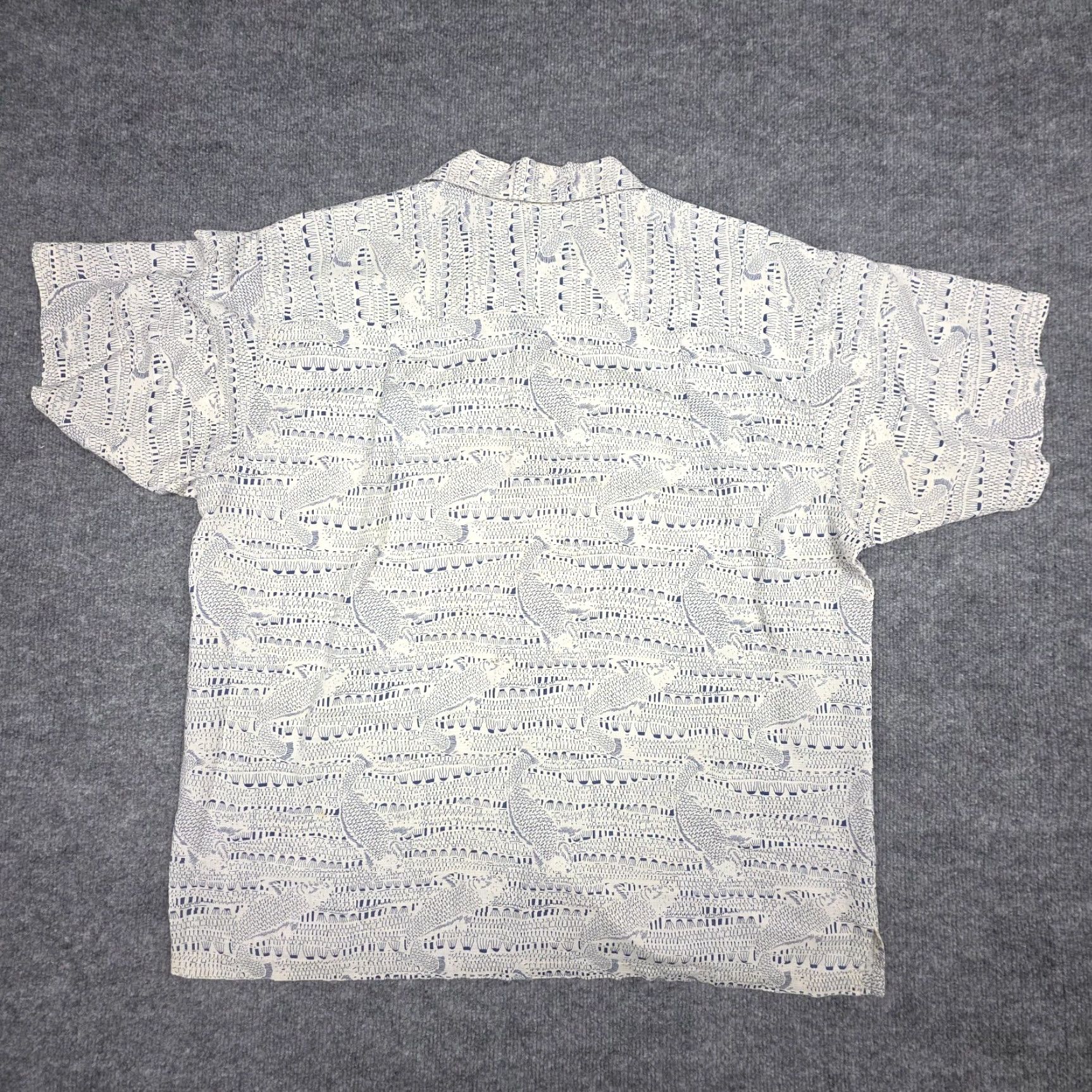 Patagonia VINTAGE Patagonia A/C Shirt Men's L Bonefish Hawaiian AOP Loop Collar Marks Size US L / EU 52-54 / 3 - 3 Thumbnail