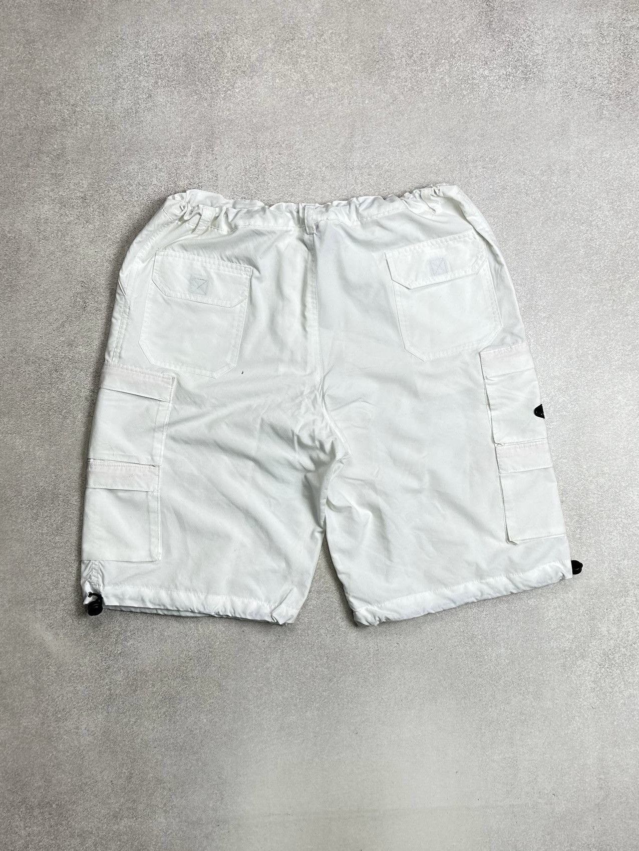 Vintage Vintage 90s Oakley Nylon Adjustable Shorts Jorts White M Size US 32 / EU 48 - 4 Thumbnail