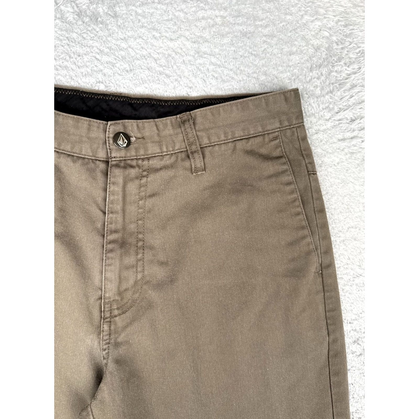 Volcom Volcom Mens Shorts 32 Brown Stretch Chino Flat Front 10 Inseam Casual Summer Size US 32 / EU 48 - 5 Thumbnail
