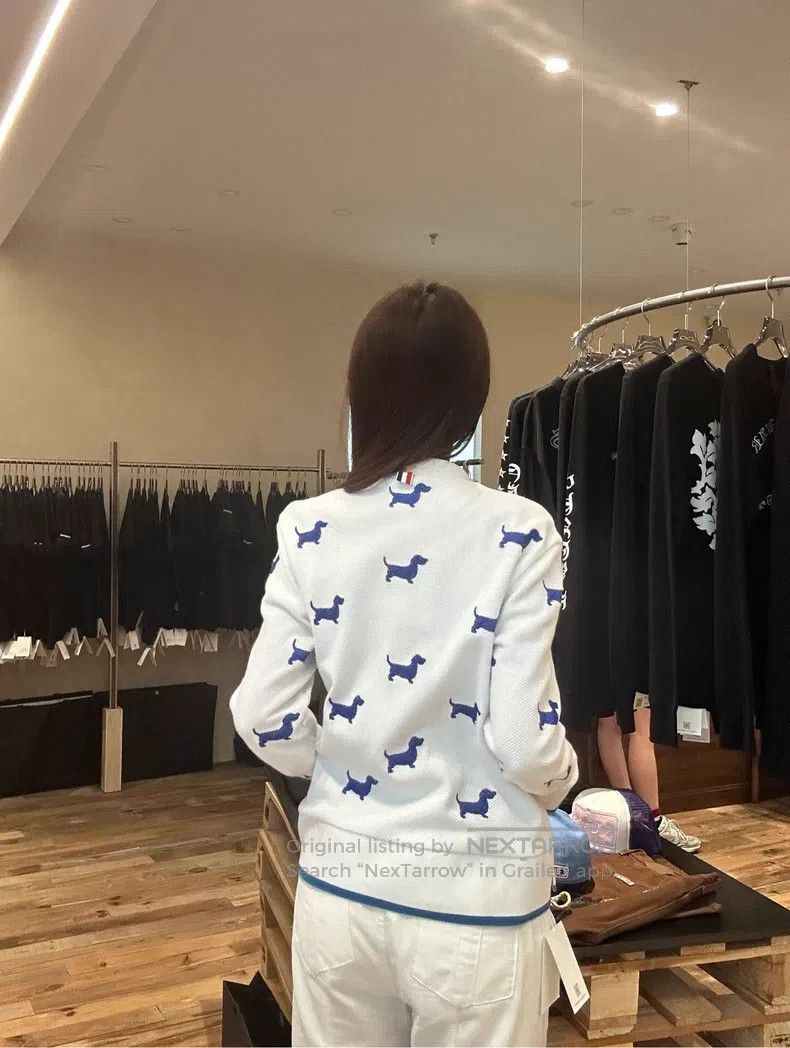 Thom Browne Thom Browne White Joint Full Print Blue Embroidered Dog Wa Size US XS / EU 42 / 0 - 9 Thumbnail