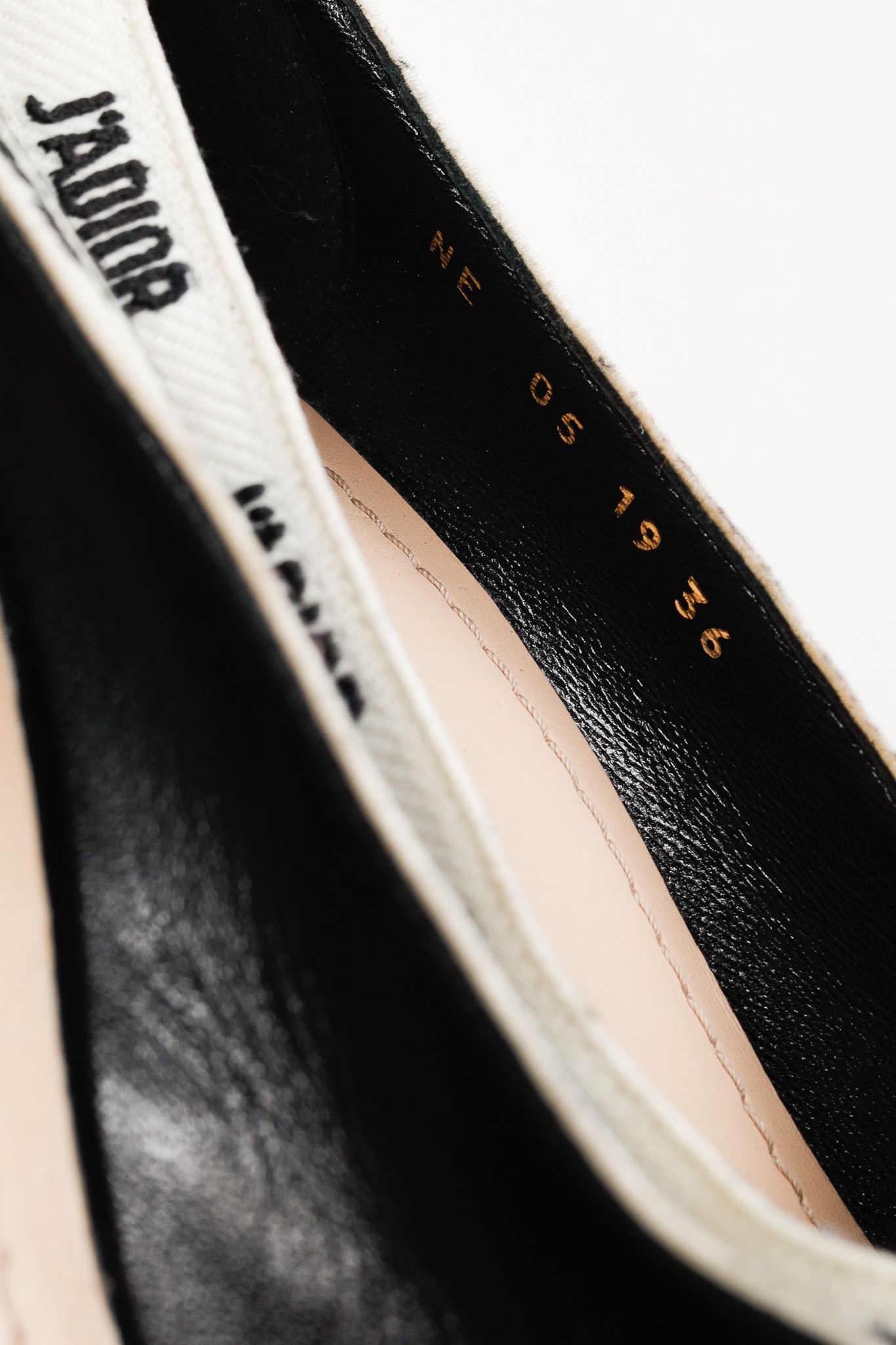Dior Christian Dior J'ADIOR Ribbon Trim Pointed Toe Fabric Pumps Size US 5.5 / IT 35.5 - 6 Thumbnail