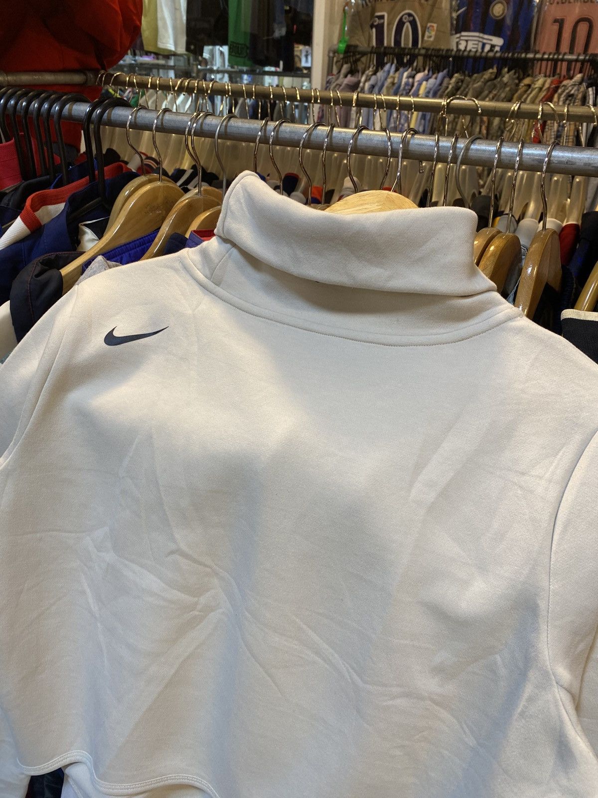 Nike Nike Swoosh Turtle Neck Fleece Sweater Size M / US 6-8 / IT 42-44 - 2 Thumbnail