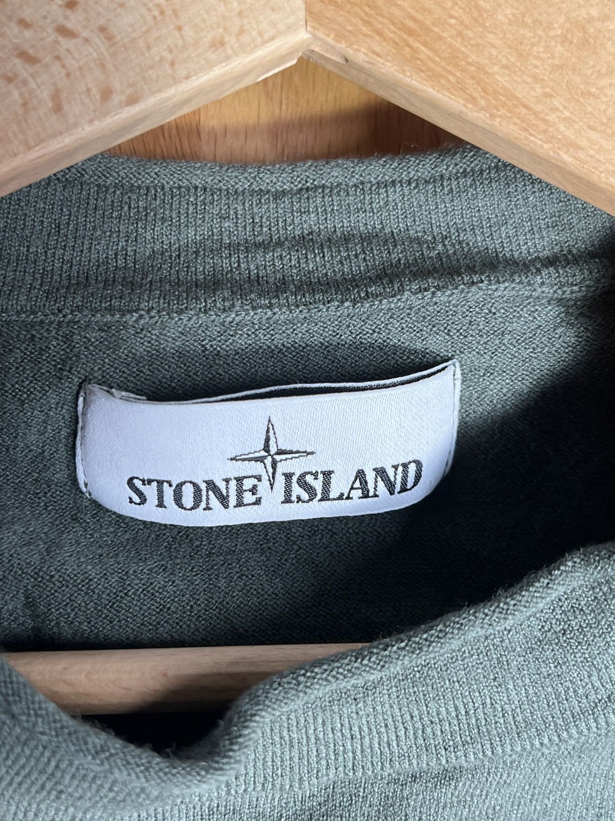 Stone Island Stone Island Wappen Patch Crew Neck Ribbon Wool Knit Top Size US XXL / EU 58 / 5 - 1 Thumbnail