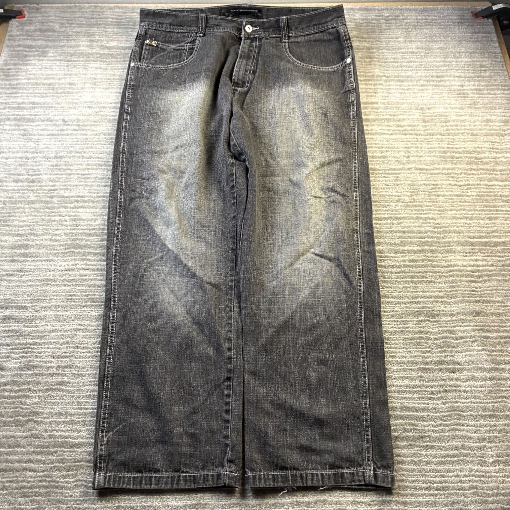 Southpole VINTAGE Southpole Jeans Mens 38 Black Denim Pants Y2K Baggy Gold Tab Mens Jeans Wide-Leg 5-Pocket Hip Hop Inseam 32 Size US 38 / EU 54 - 2 Thumbnail
