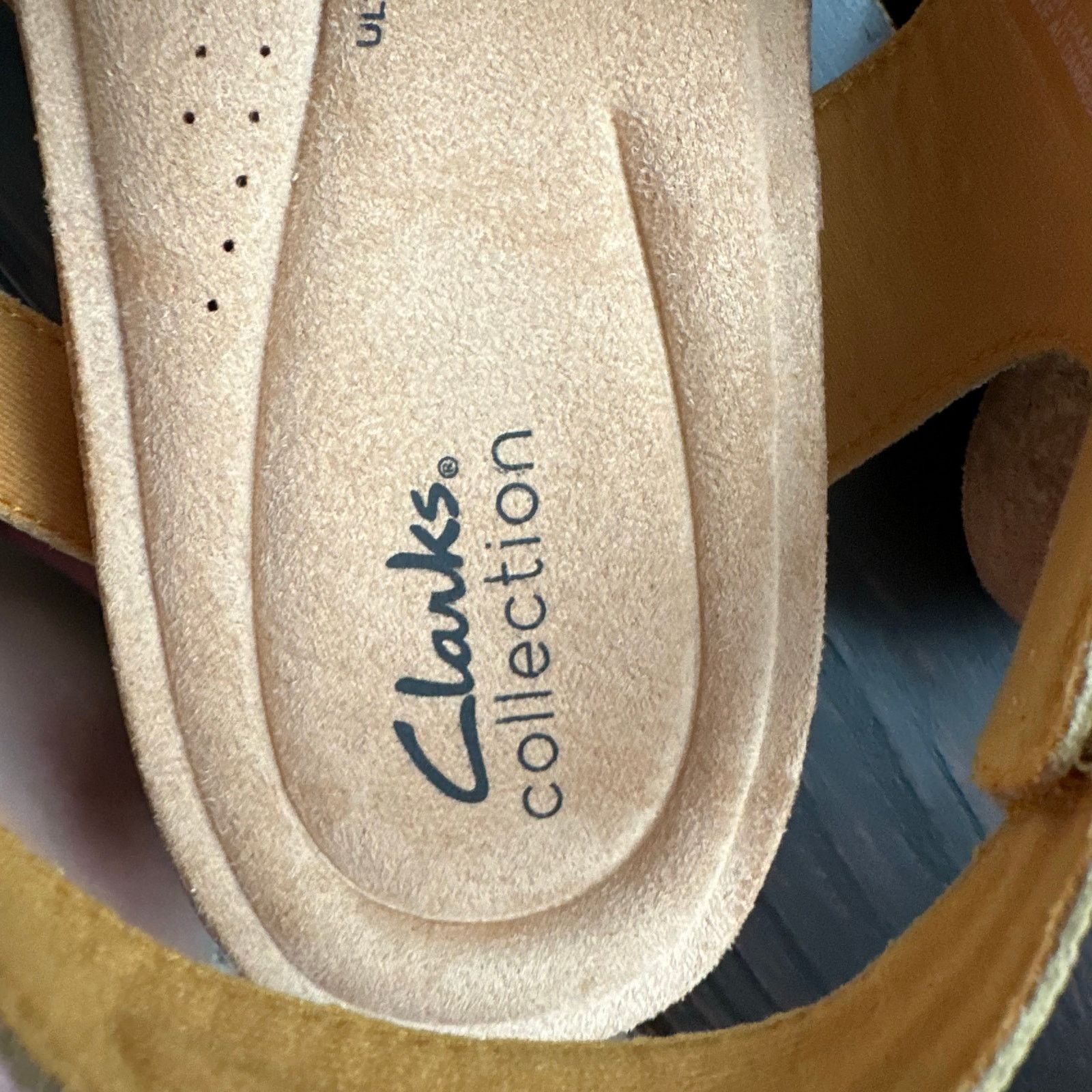 Clarks Clarks Brynn Step Women's Sandal Yellow Size 9.5 W WIDE NWOT Size US 9.5 / IT 39.5 - 9 Thumbnail