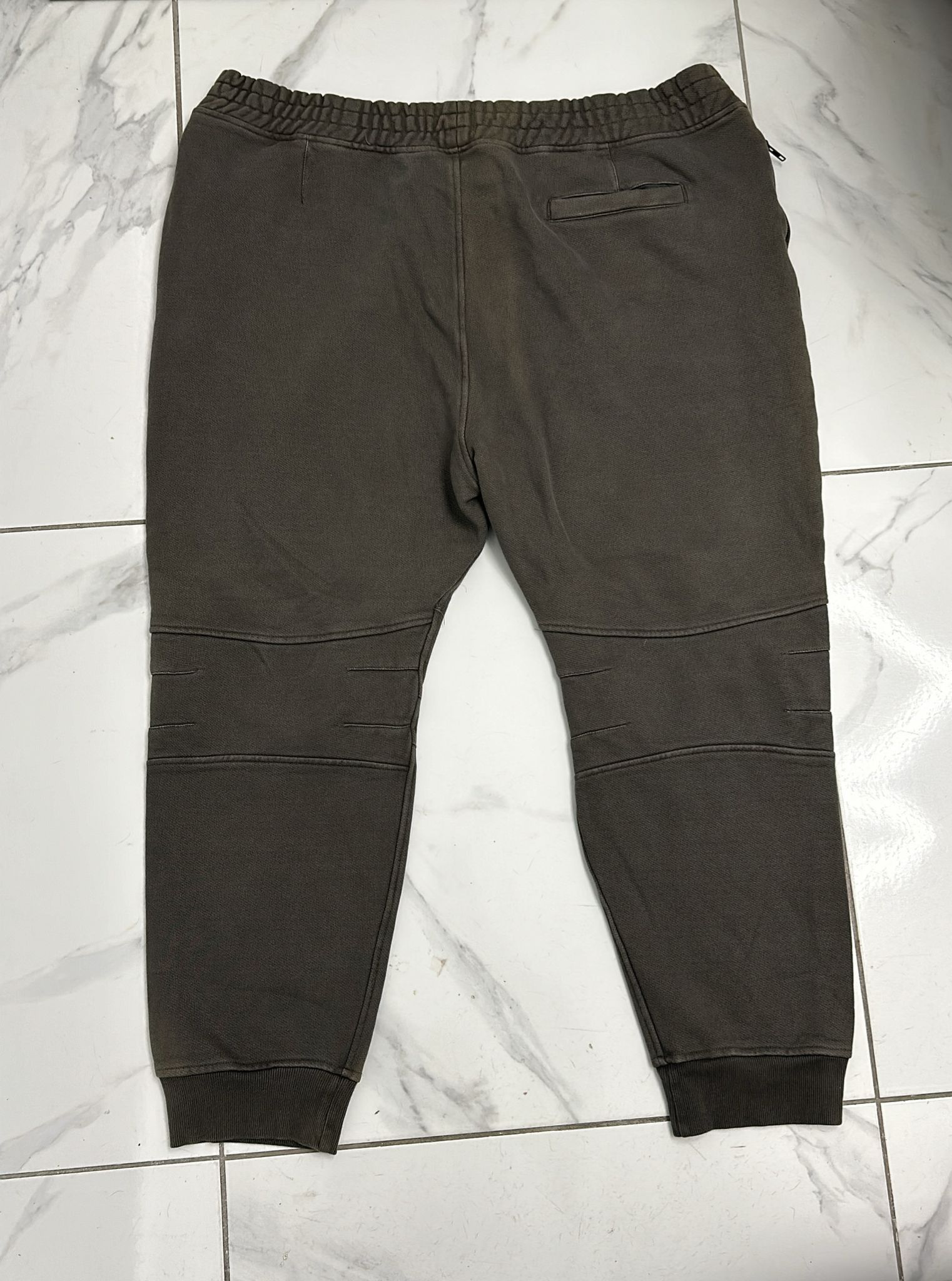 Yeezy *RARE* Yeezy Season 1 Sweatpant XLARGE Size US 38 / EU 54 - 2 Thumbnail