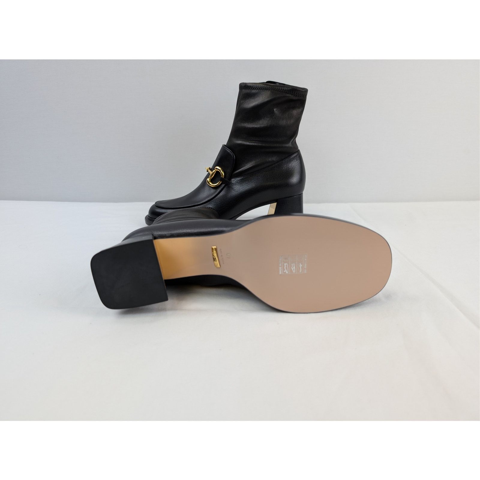 Gucci o1rshd1 Horsebit Leather ankle boot in Black-Gold Toned Size US 10 / IT 40 - 16 Thumbnail