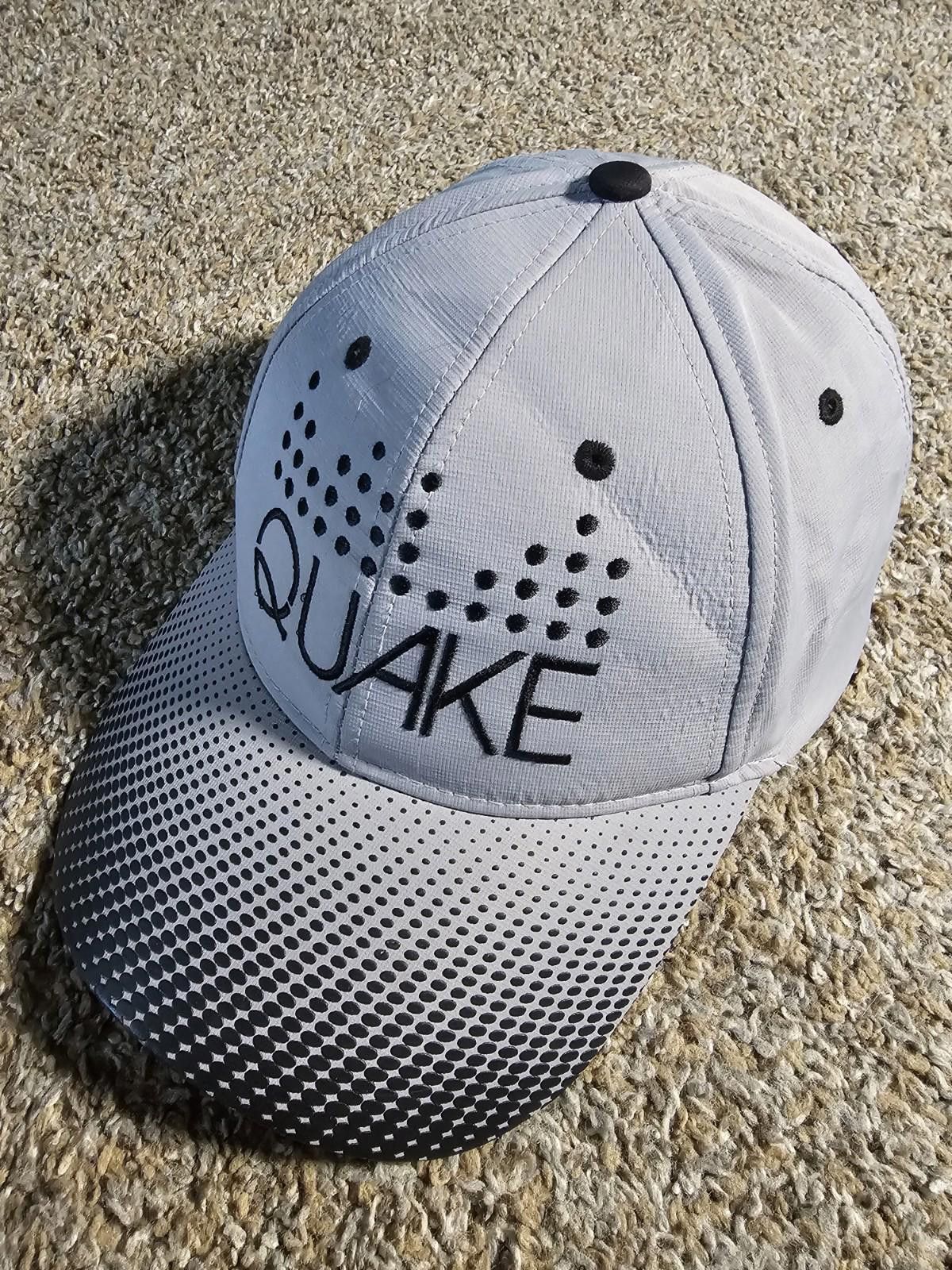 Designer Quake CapAmerica Golf hat Size ONE SIZE - 1 Thumbnail