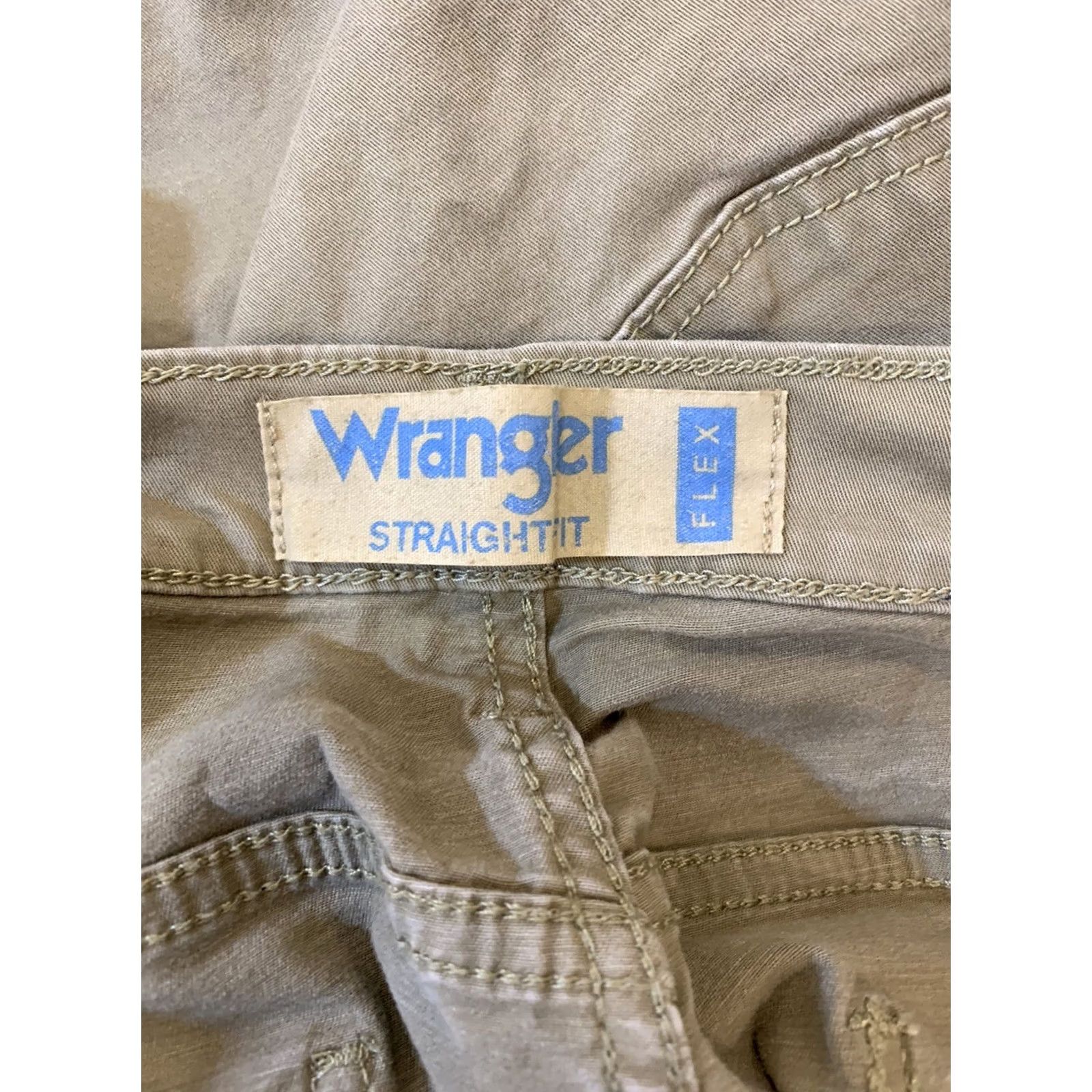 Wrangler VINTAGE no? Actually: Wrangler Khaki Pants 37X27 Men's Regular Flat Front 5-Pocket Cotton Blend Lightweight Straight Fit Size US 37 - 6 Thumbnail