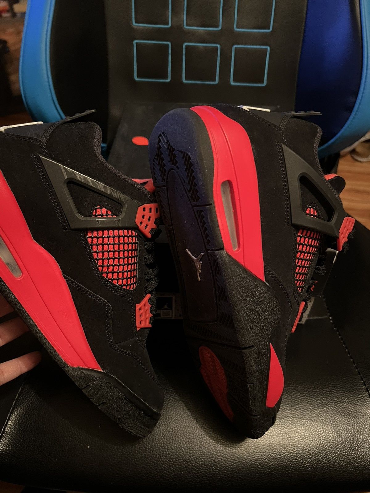 Nike Jordan 4 Red Thunder Size US 8 / EU 41 - 5 Thumbnail