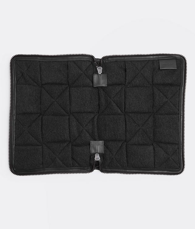 Bottega Veneta o1n1vont0225 Size: OS / Document Case in Black Size ONE SIZE - 3 Thumbnail