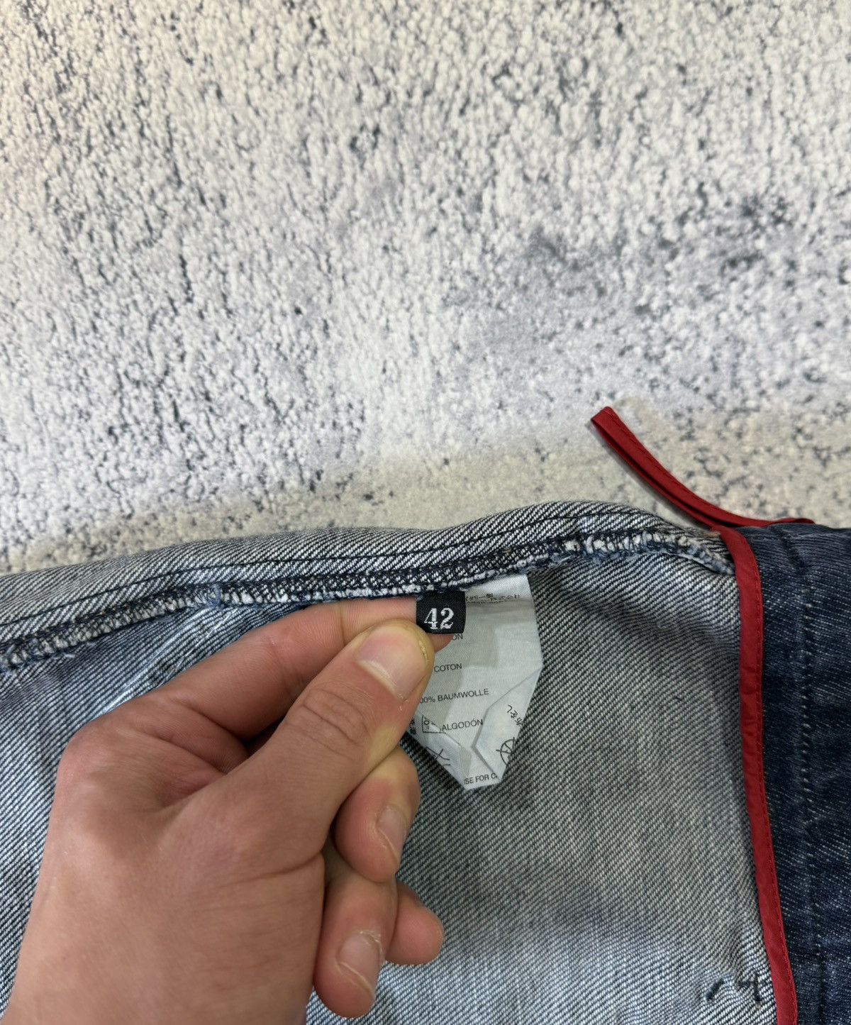 Prada Prada Women’s Jeans Dark Indigo Blue Red Tab Size 42IT Italy Size 28" / US 6 / IT 42 - 9 Thumbnail