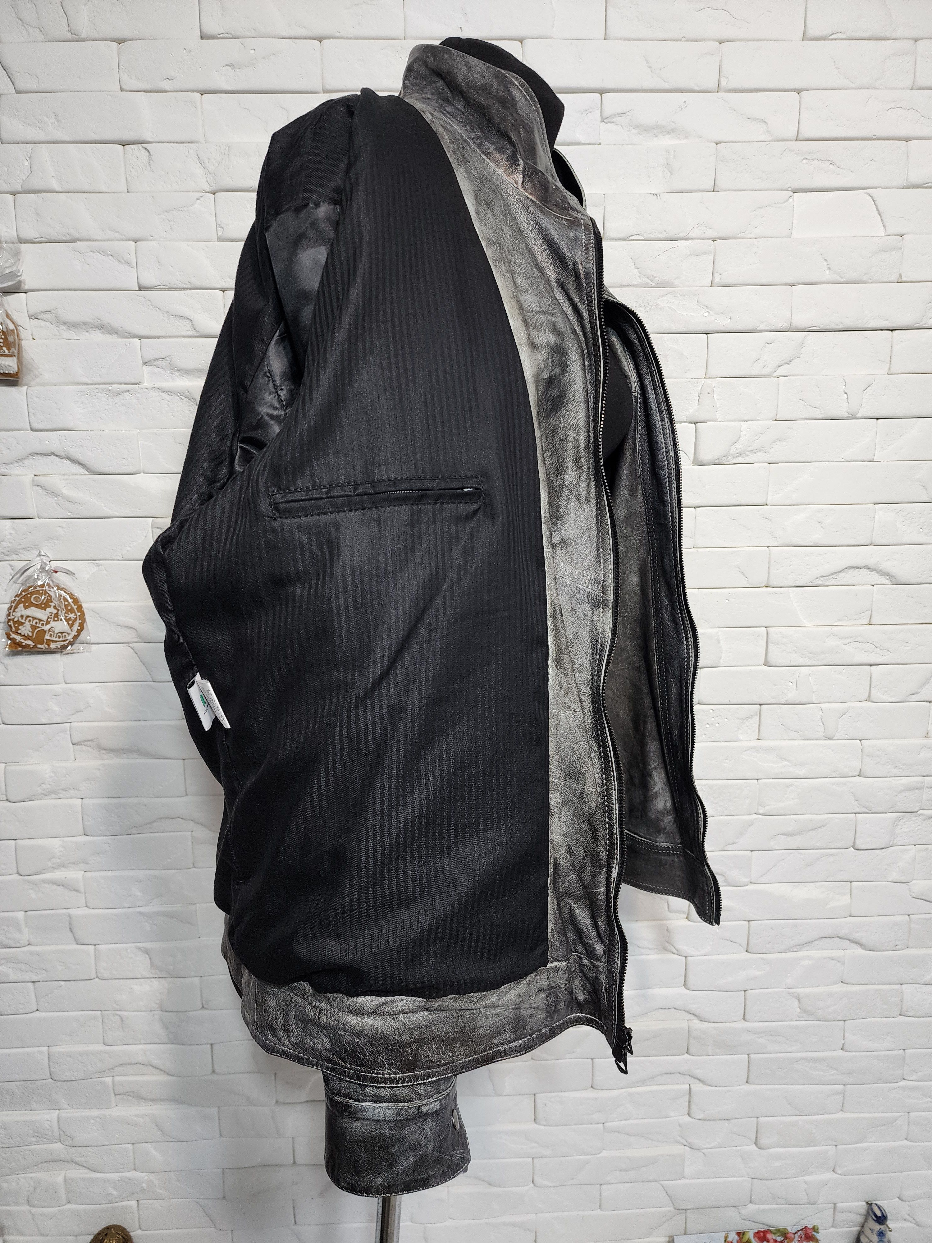 Uniqlo Gray Leather Jacket: Men's Sporty Style Size US L / EU 52-54 / 3 - 10 Thumbnail