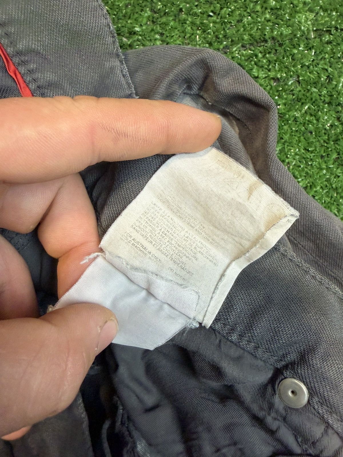 Prada Vintage y2k Prada Custom Denim Gray Avantgarde Distressed Sh Size US 32 / EU 48 - 9 Thumbnail