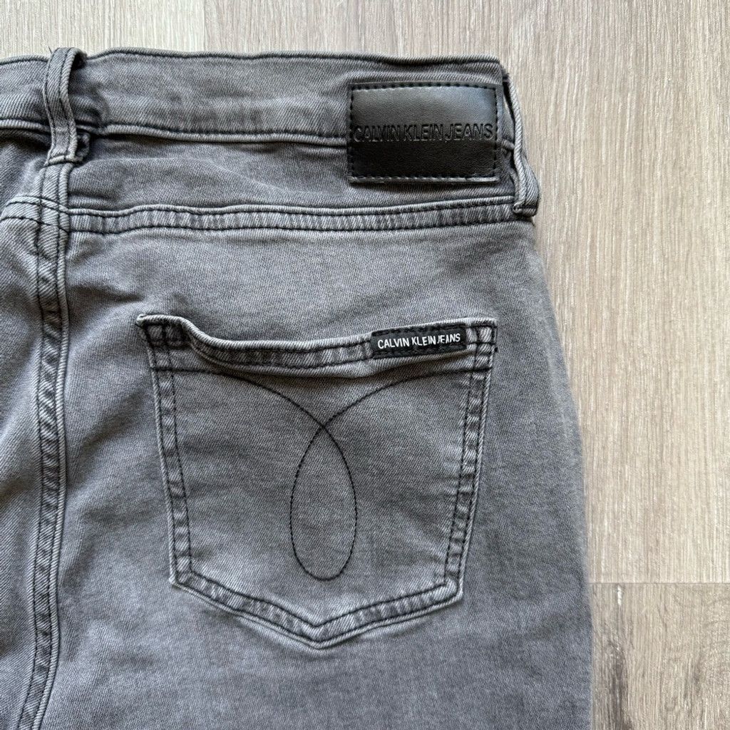 Calvin Klein Calvin Klein Gray Skinny Jeans Modern Fit Size 34" / US 12 / IT 48 - 10 Thumbnail