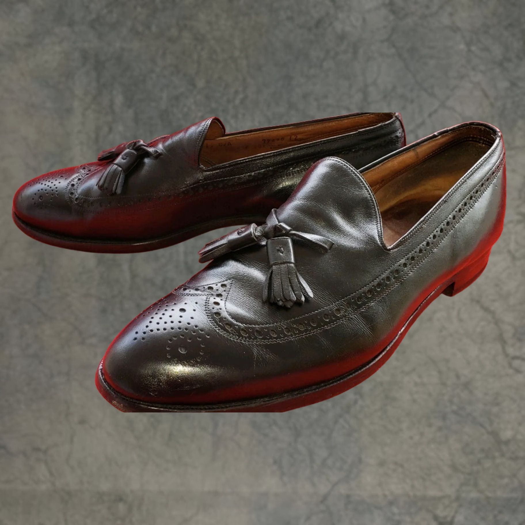 Johnston & Murphy Johnston & Murphy ARISTOCRAFT Men's Loafer 11CA BLACK Tassels & Wingtips USA Dress Leather Narrow C Boys? Size US 11 / EU 44 - 1 Thumbnail