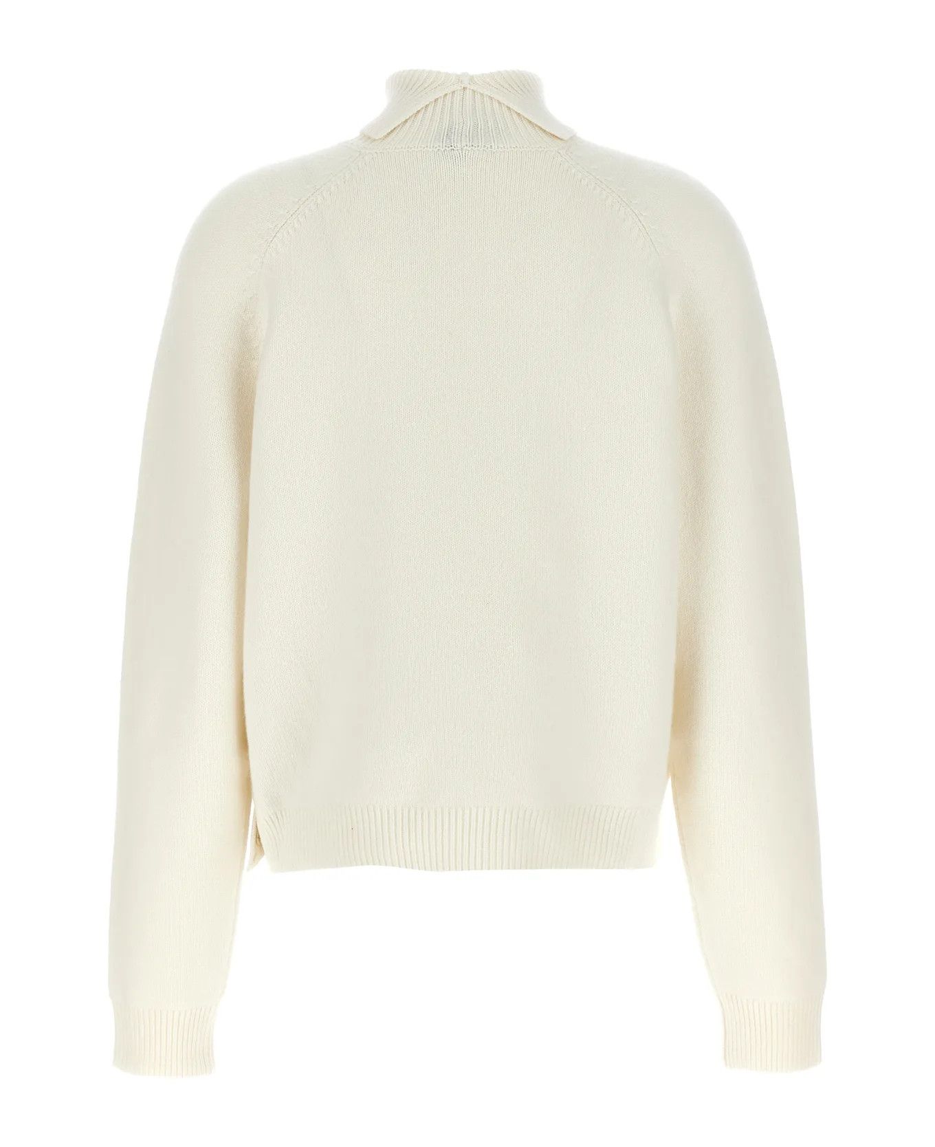 Fendi o1s1wg110326 Jumper in White Size L / US 10 / IT 46 - 2 Thumbnail