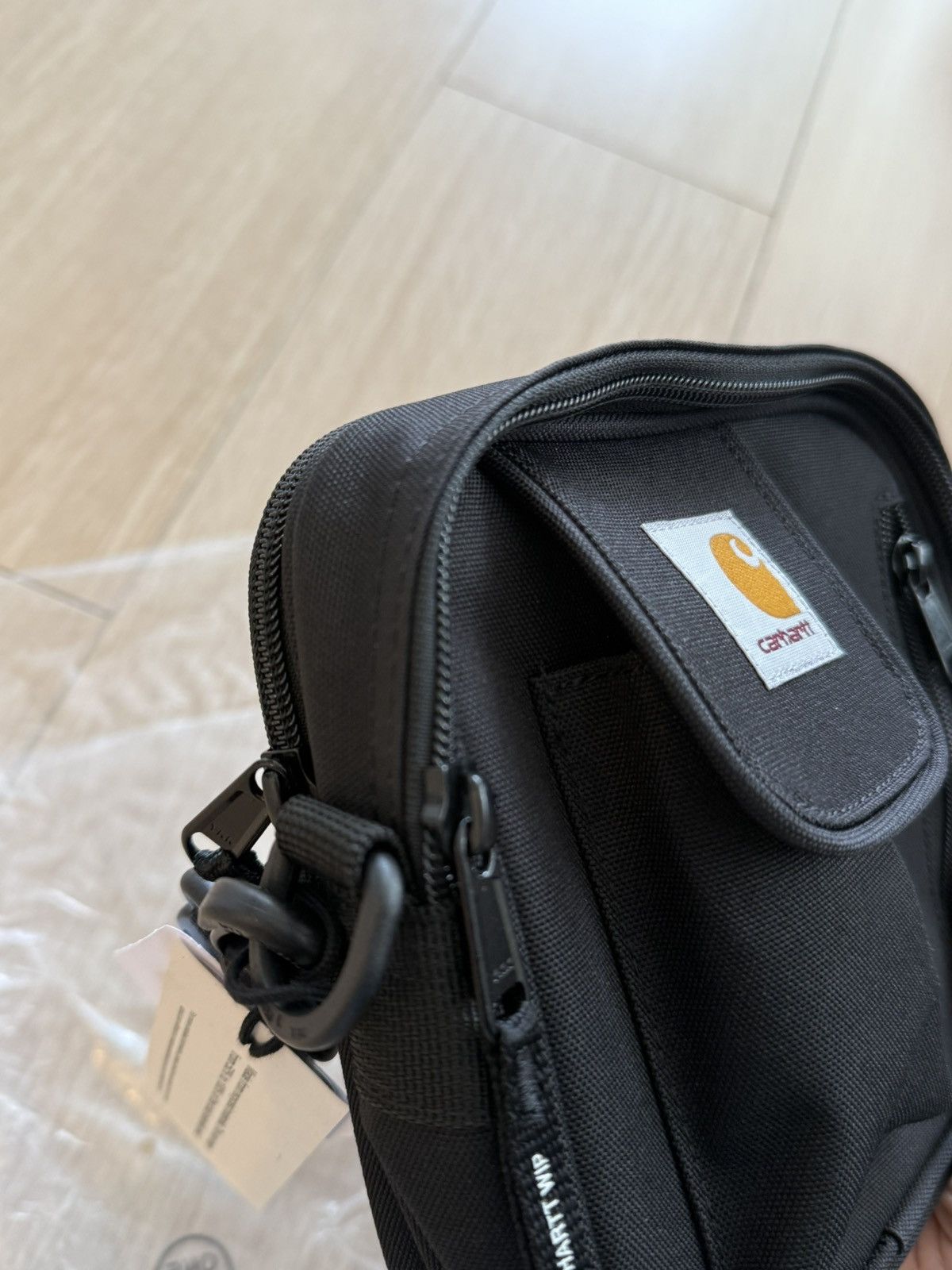 Carhartt Carhartt Wip Essentials Shoulder Bag Black Size ONE SIZE - 2 Thumbnail