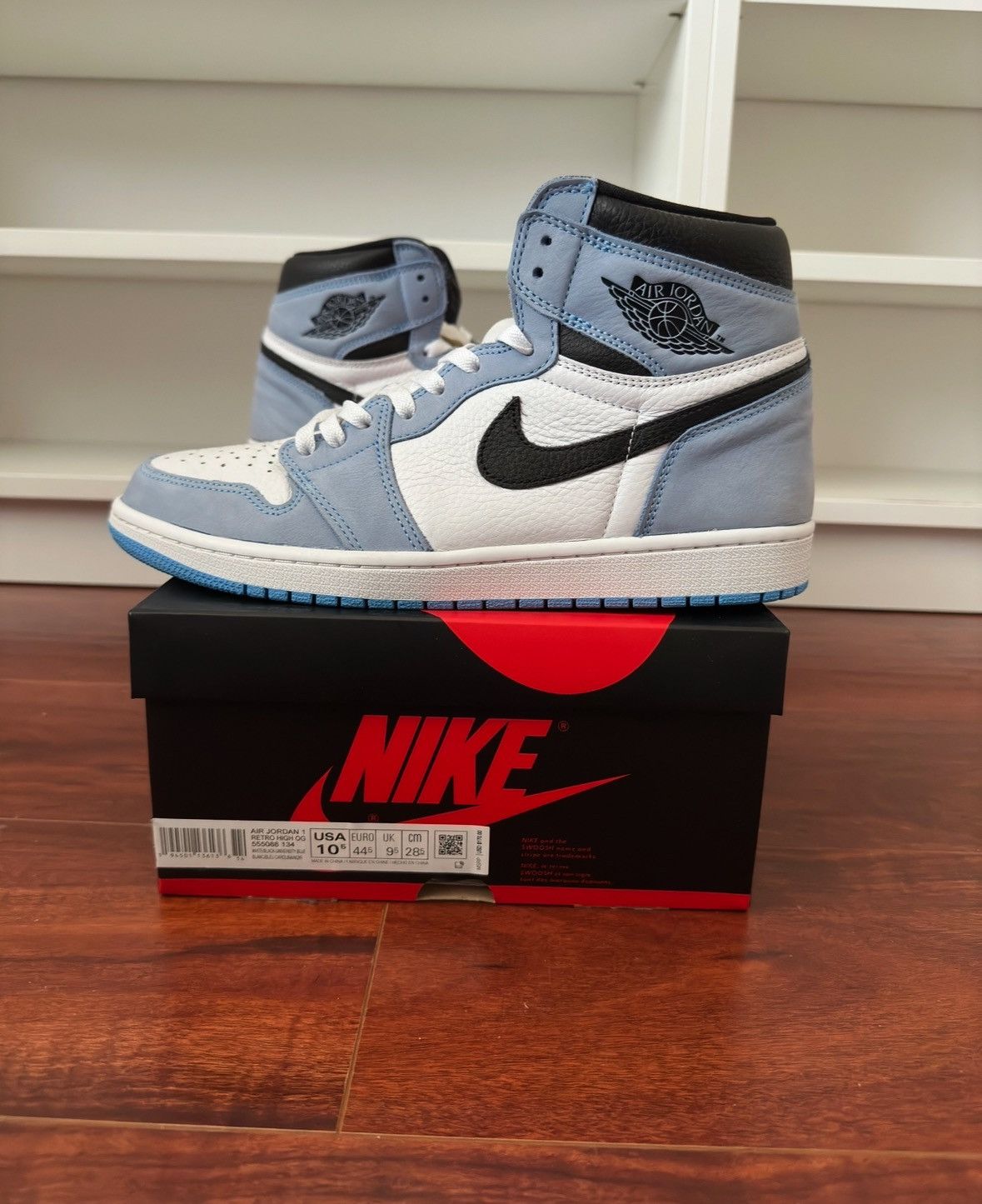 Air Jordan 1 University Blue cheapest UNC Retro High OG — Size 10