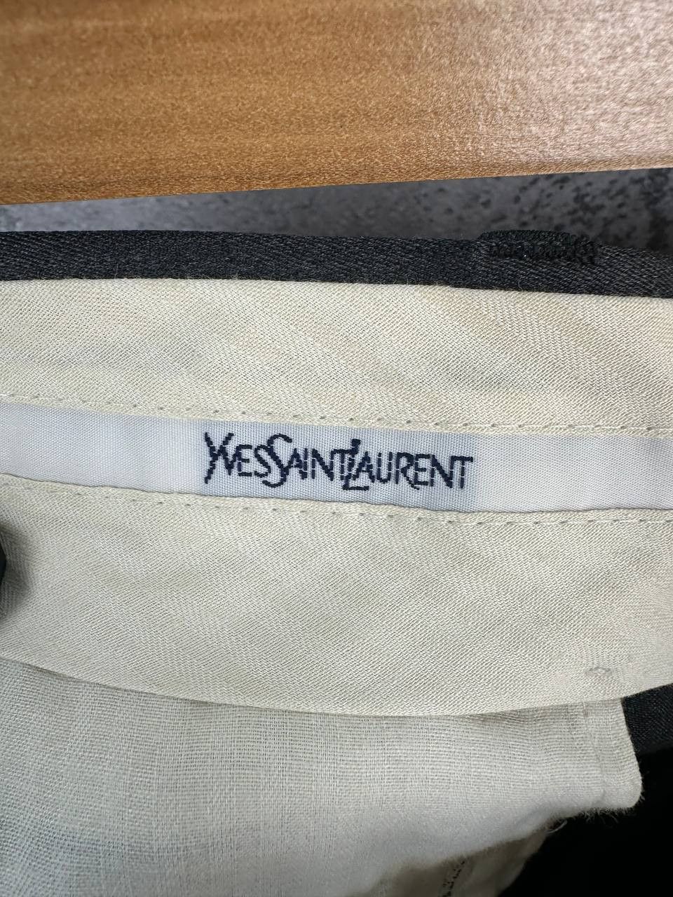 Yves Saint Laurent Yves Saint Laurent Pour Homme VTG Gray Double-Breasted Suit Size 48R - 23 Thumbnail