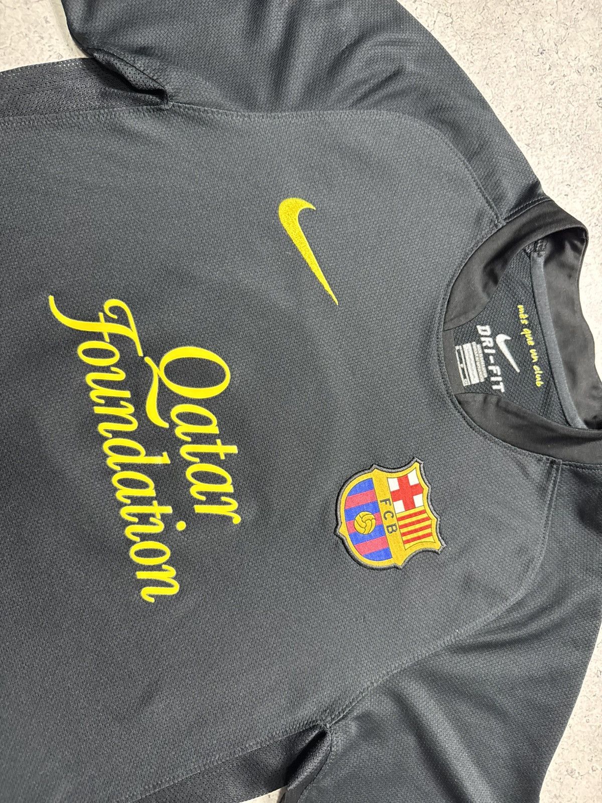 Nike Nike FC Barcelona David Villa #7 2011/2012 Soccer Jersey Size US S / EU 44-46 / 1 - 7 Thumbnail