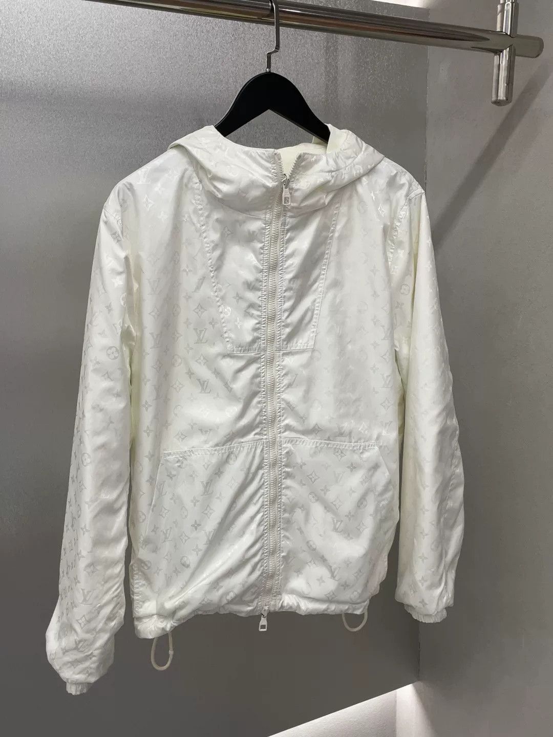 Louis Vuitton Louis Vuitton White Monogram Reversible Coat Size US M / EU 48-50 / 2 - 1 Thumbnail
