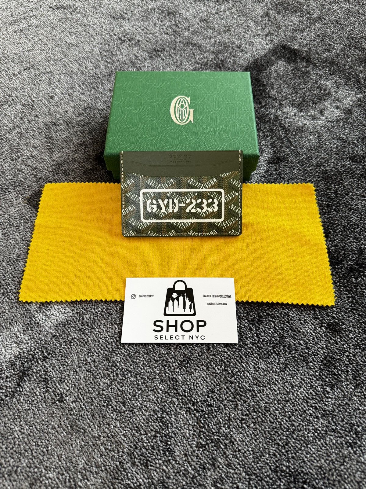 Goyard BRAND NEW GOYARD GYD-233 EXCLUSIVE OLIVE CARD HOLDER Size ONE SIZE - 1 Thumbnail