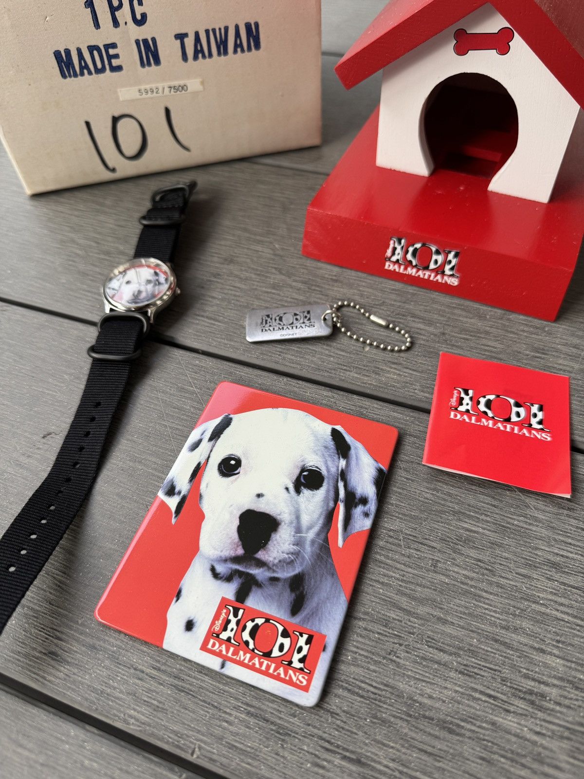 Disney Disney’s 101 Dalmatians Dog Limited Edition Dog Head Watch Size ONE SIZE - 17 Thumbnail