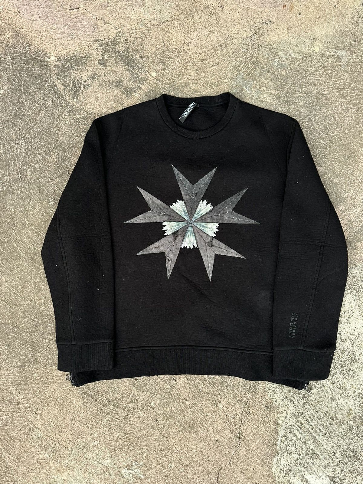 Neil Barret Crewneck Military Star Black Sweatshirt