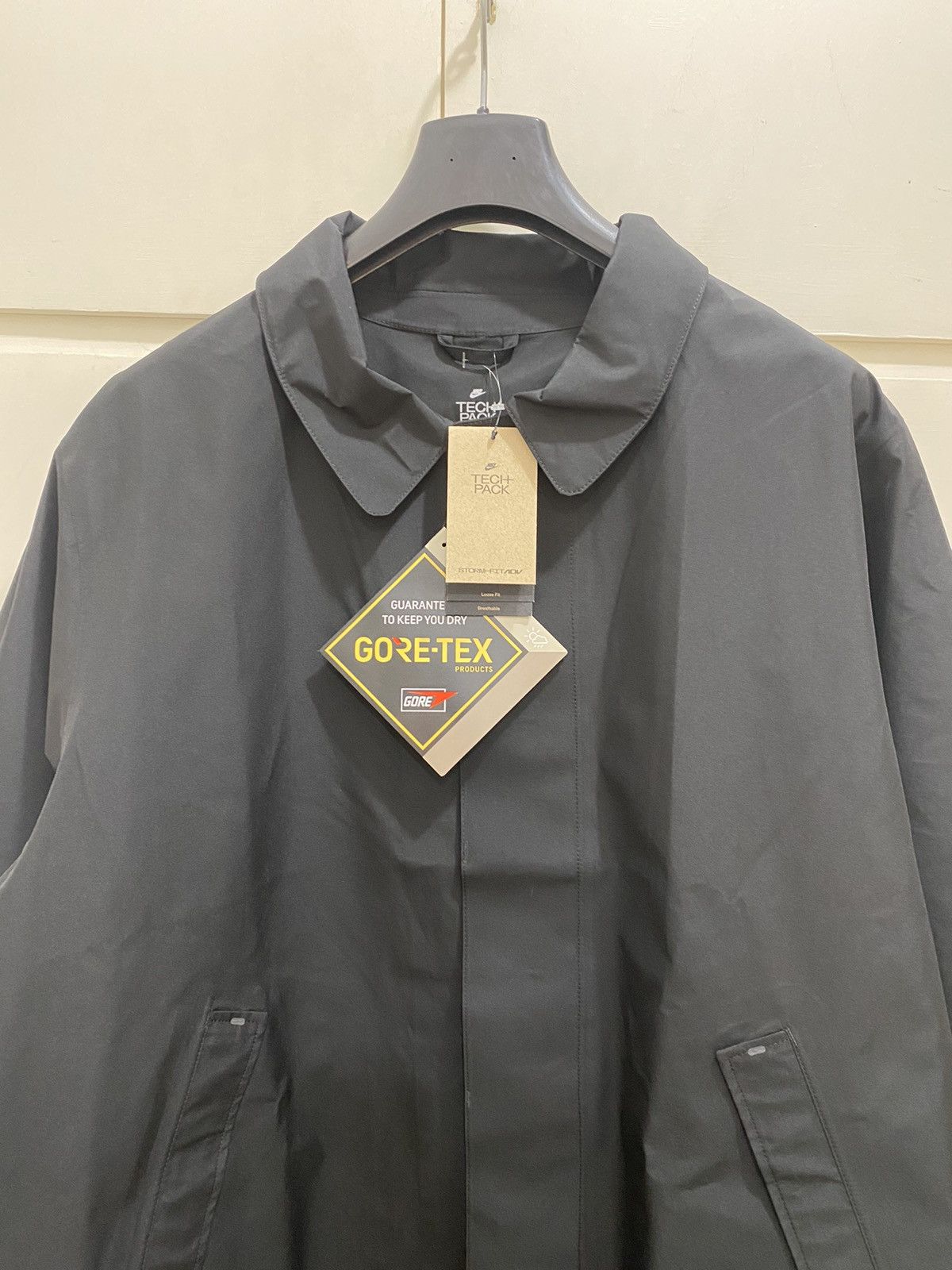 Nike Nike Sportswear Storm-FIT ADV Gore-Tex Jacket, size XL, new Size US XL / EU 56 / 4 - 11 Thumbnail