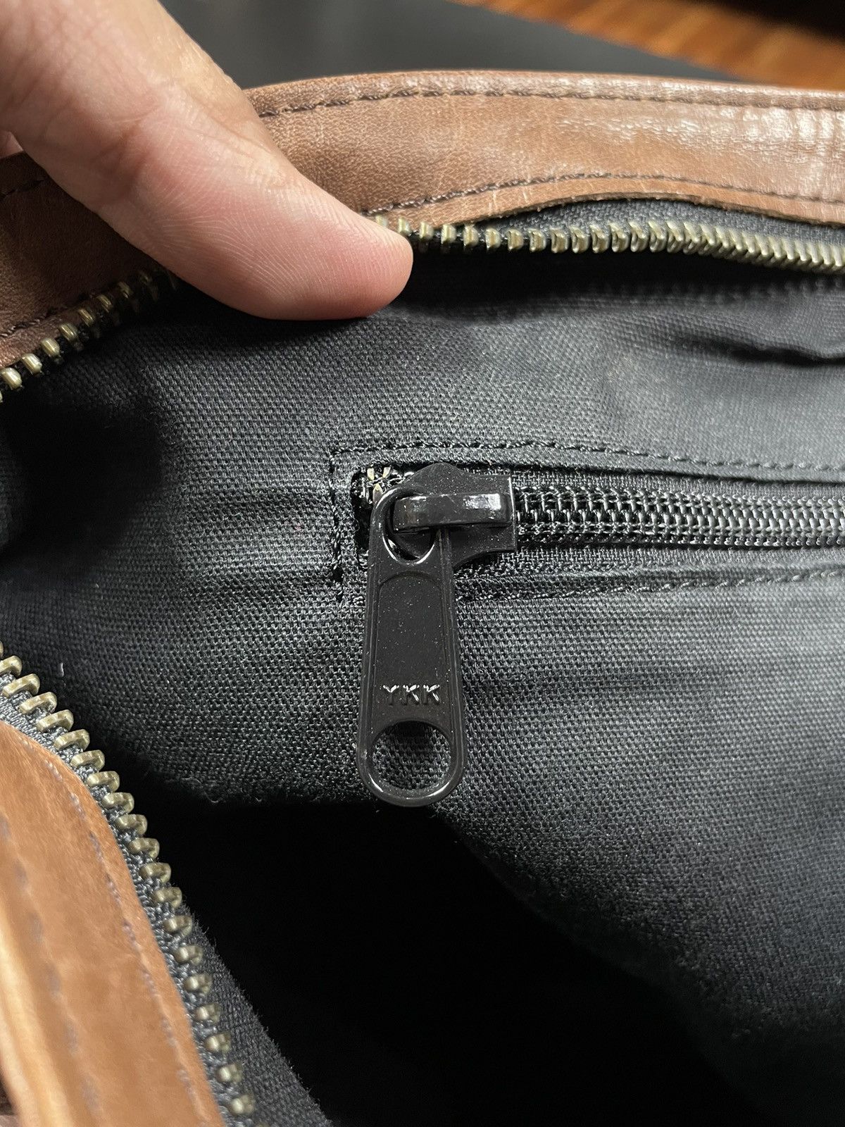Yohji Yamamoto Yohji Yamamoto Leather Slingbag Size ONE SIZE - 8 Thumbnail