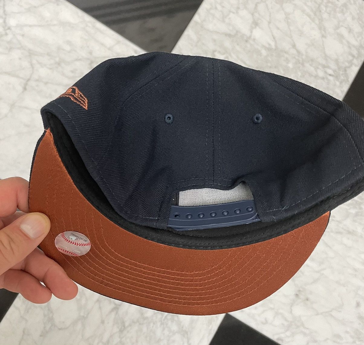 New Era 🔥 Angels adjustable hat Size ONE SIZE - 5 Thumbnail