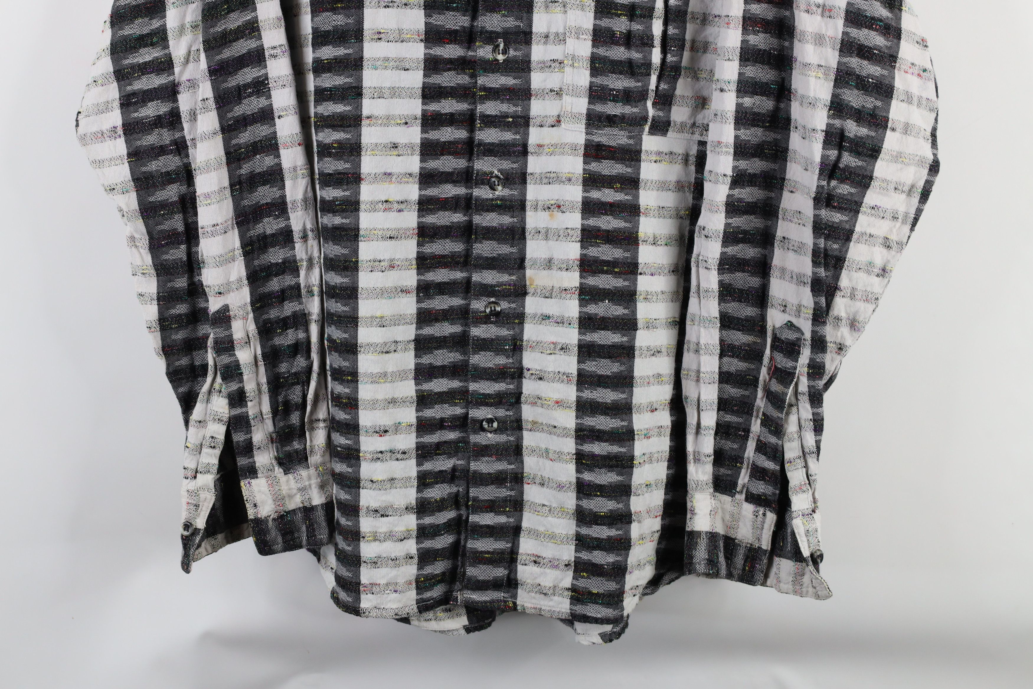 Vintage Vintage 90s Streetwear Rainbow Atomic Fleck Button Shirt Size US L / EU 52-54 / 3 - 3 Thumbnail