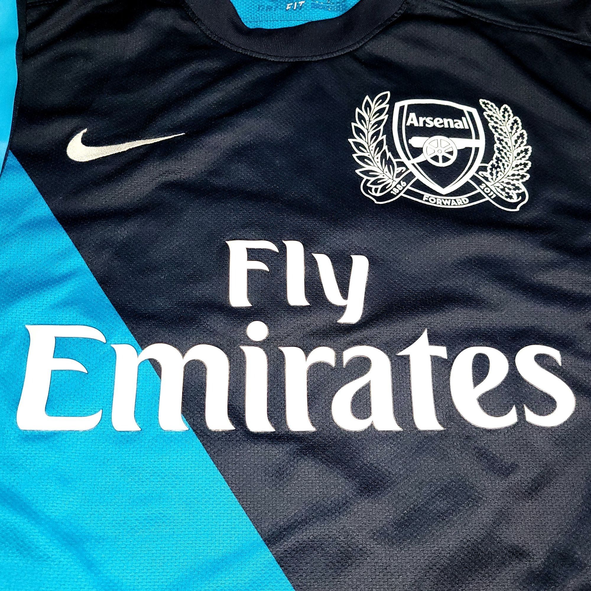 Nike Henry Arsenal 2011 2012 Long Sleeve Away Soccer Jersey L Size US L / EU 52-54 / 3 - 3 Thumbnail