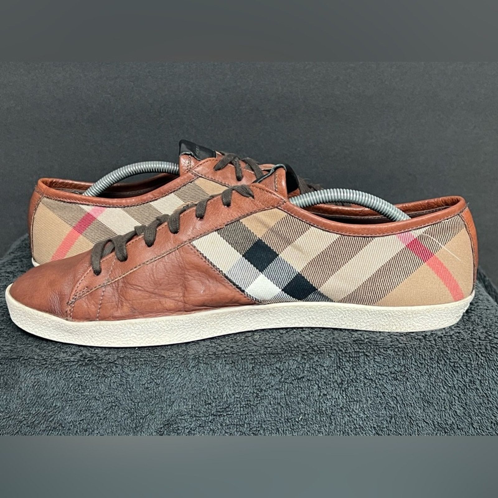 Burberry Men’s Burberry Leather & Nova Check Canvas Shoes AUTHENTIC Size US 12 / EU 45 - 4 Thumbnail