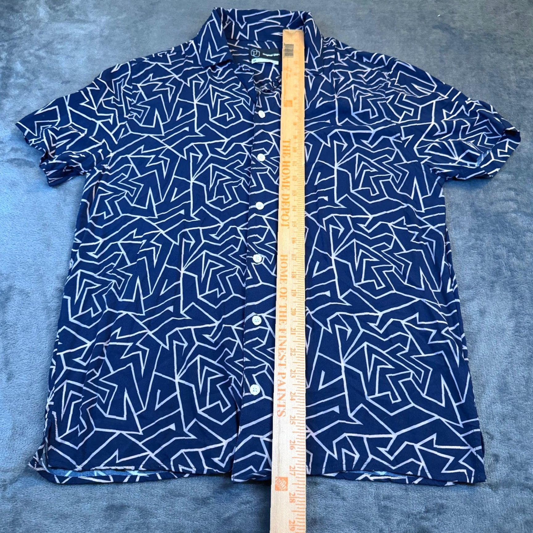 Vintage Original Use Geometric Button-Down Shirt Mens Medium Blue Short Sleeve Rayon Size US M / EU 48-50 / 2 - 7 Thumbnail