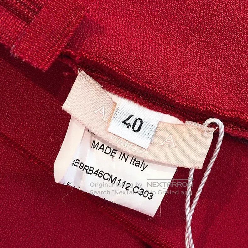 Alaia Alaia Red V-neck dress, silhouette ultra slim Size S / US 4 / IT 40 - 8 Thumbnail