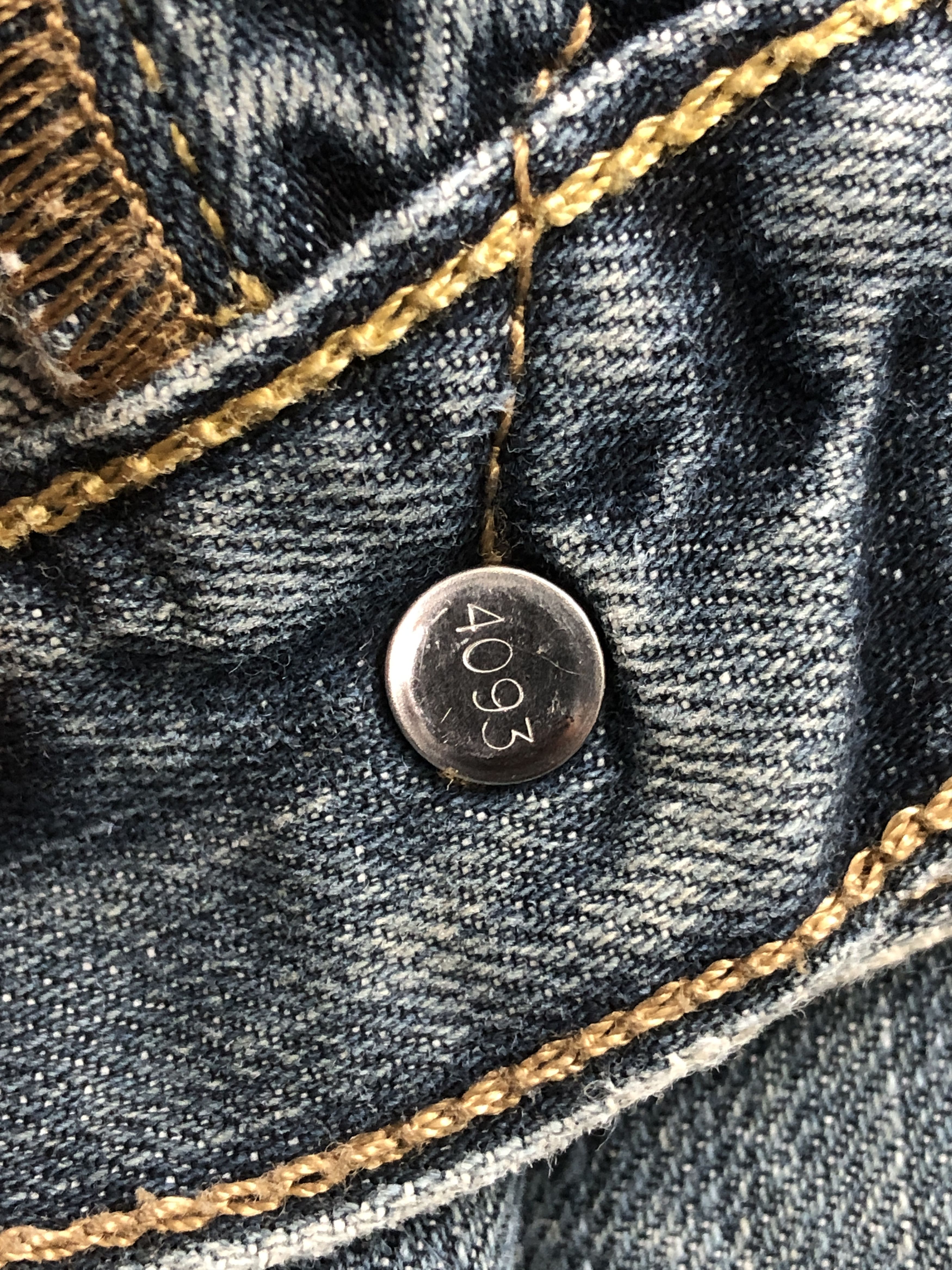 Levi's × Vintage Vintage Levis 501 Dark Blue Jeans Size US 31 - 13 Thumbnail