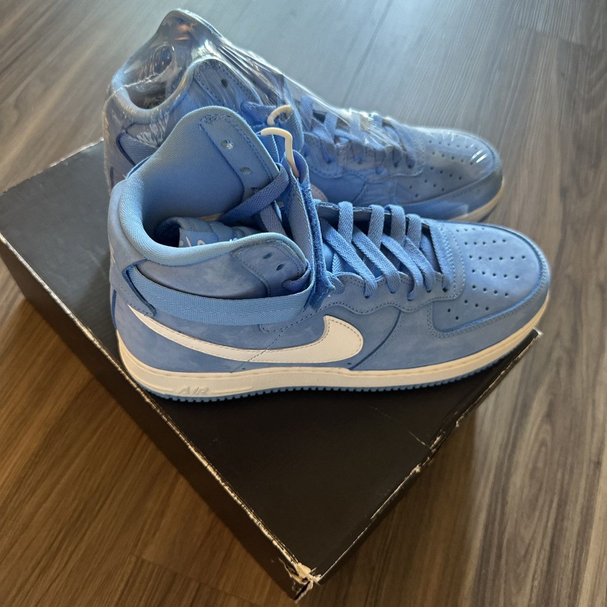 Nike Nike Air Force 1 Hi Retro QS University Blue Men’s 9.5 UNC Size US 9.5 / EU 42-43 - 3 Thumbnail