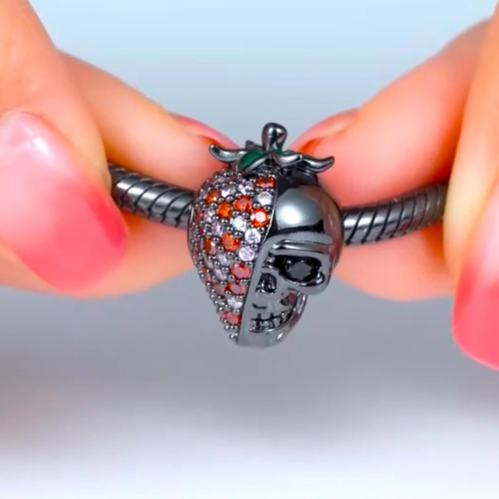 Other NWOT Strawberry Skull Bead Charm Sterling Silver 925 Size ONE SIZE - 4 Thumbnail