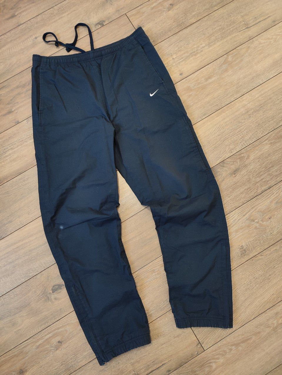 Nike Y2K Nike Nylon Vintage Men's Track Pants Navy Size S Size US 31 - 2 Thumbnail
