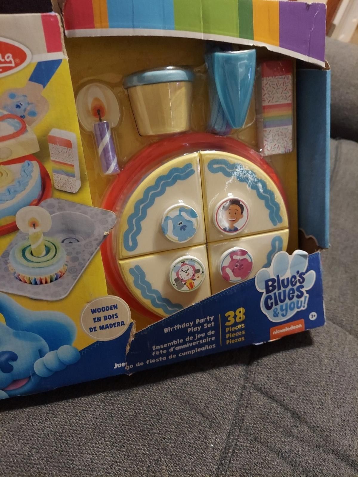 Other NIB Melissa & Doug Blue's Clues Wooden Birthday party Size ONE SIZE - 3 Thumbnail