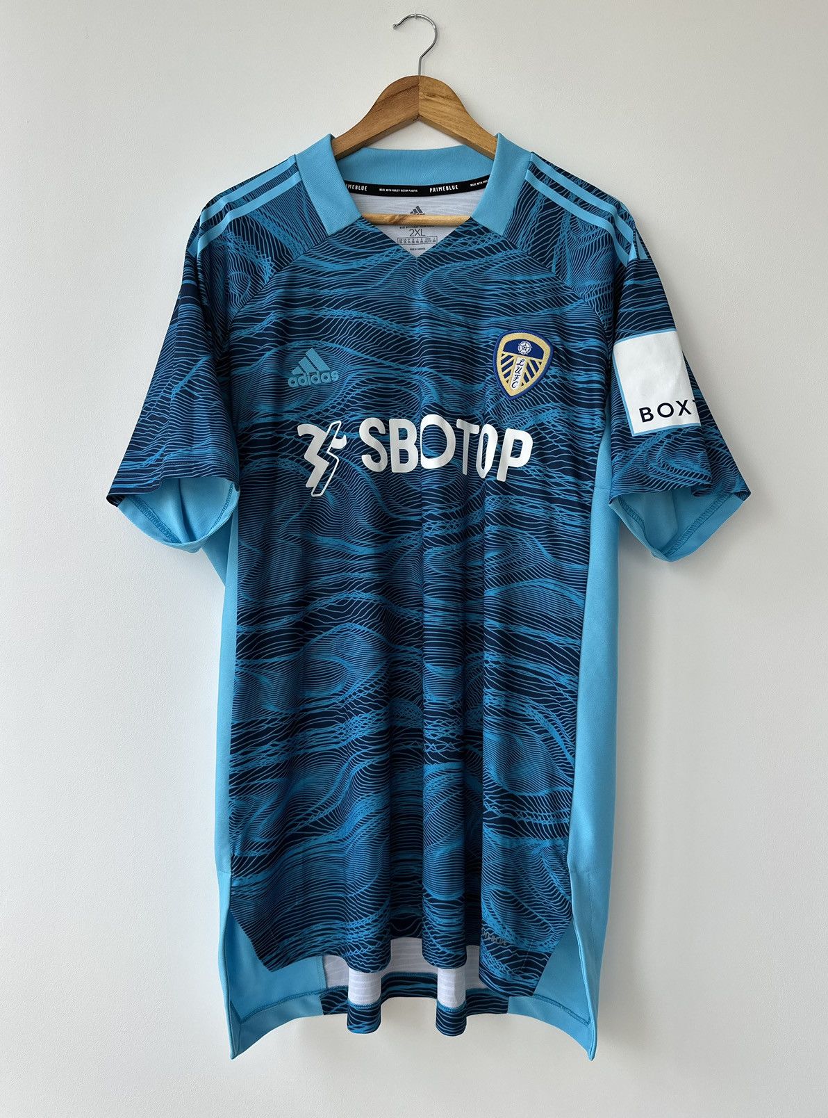 Adidas Leeds United 20/21 Goalkeeper Shirt Adidas PrimeBlue 2XL Size US XXL / EU 58 / 5 - 1 Thumbnail