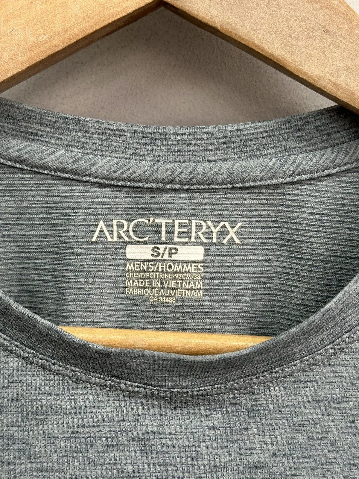Outdoor Research Vintage Long Sleeve Y2K Arcteryx Outdoor Gore tex Jacket GOa Size US S / EU 44-46 / 1 - 7 Thumbnail