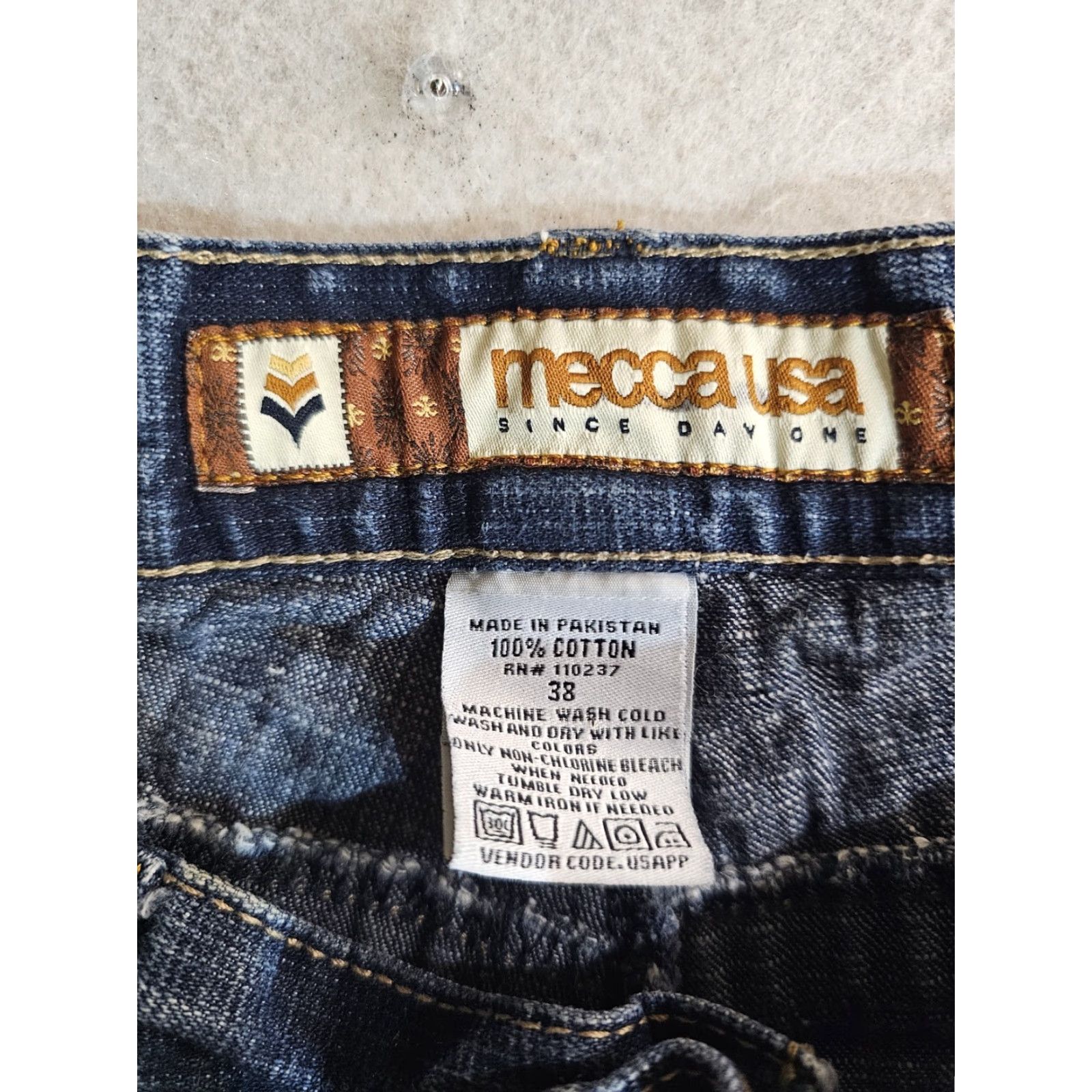 Vintage VINTAGE Mecca USA Denim Y2K Baggy Grunge Skater Style Jean Shorts Men's Size 38 Size US 38 / EU 54 - 4 Thumbnail