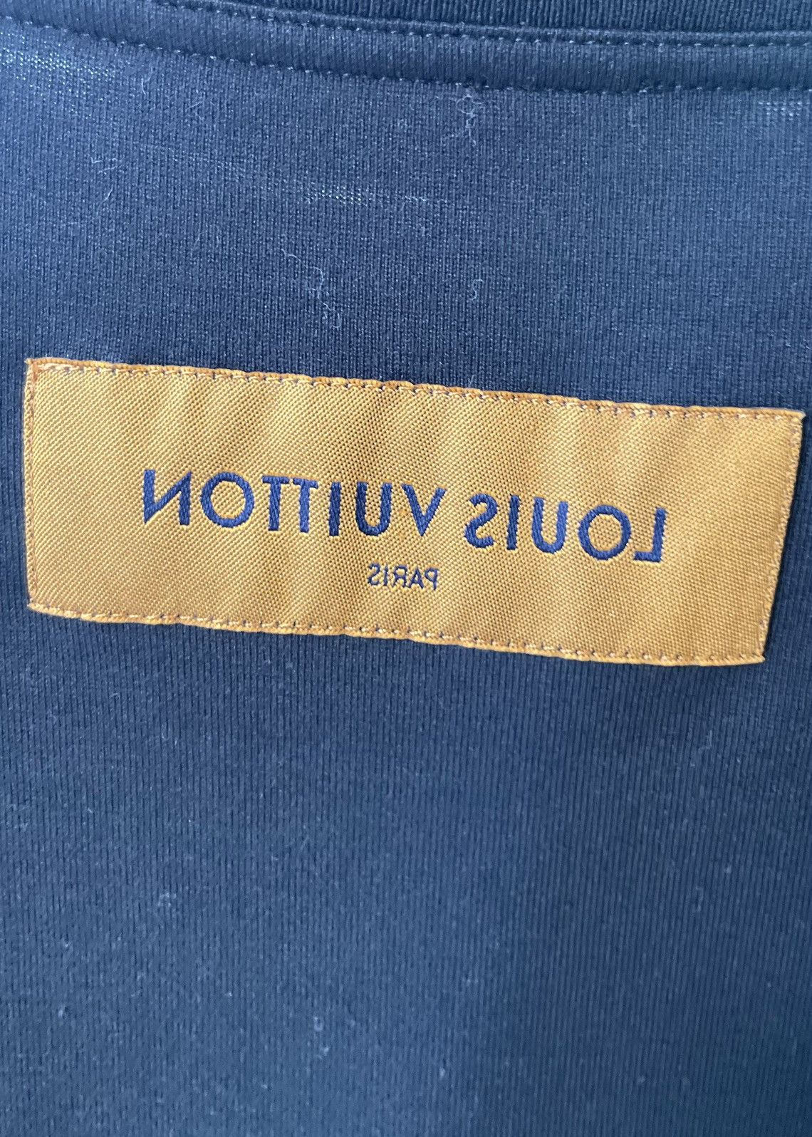 Louis Vuitton Louis Vuitton LV Debossed Tee Size US XXL / EU 58 / 5 - 4 Thumbnail